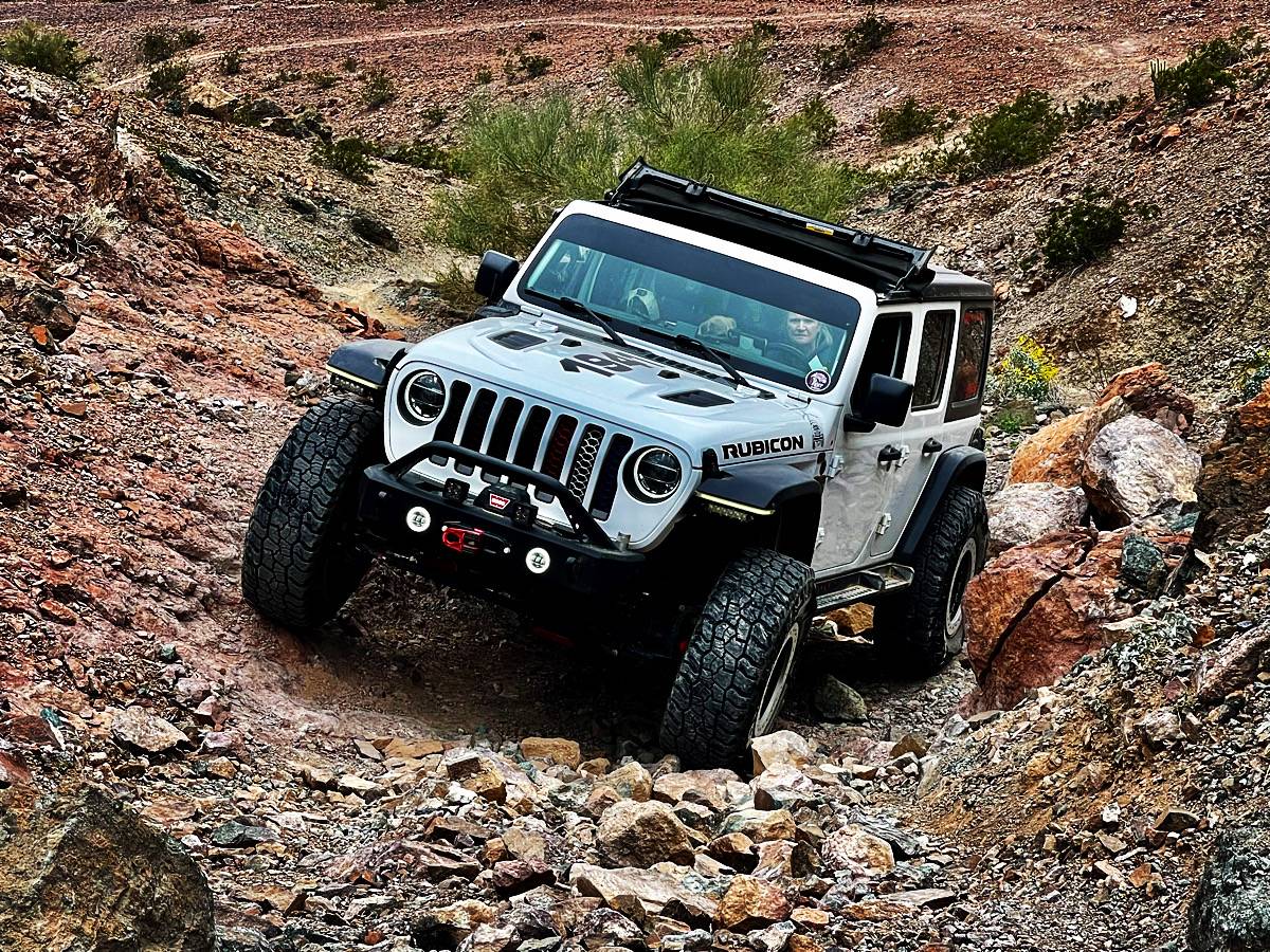 Jeep Wrangler JL How do you Bestop? 30FFBBF9-80B5-45C1-86D7-2FD54D0BD461