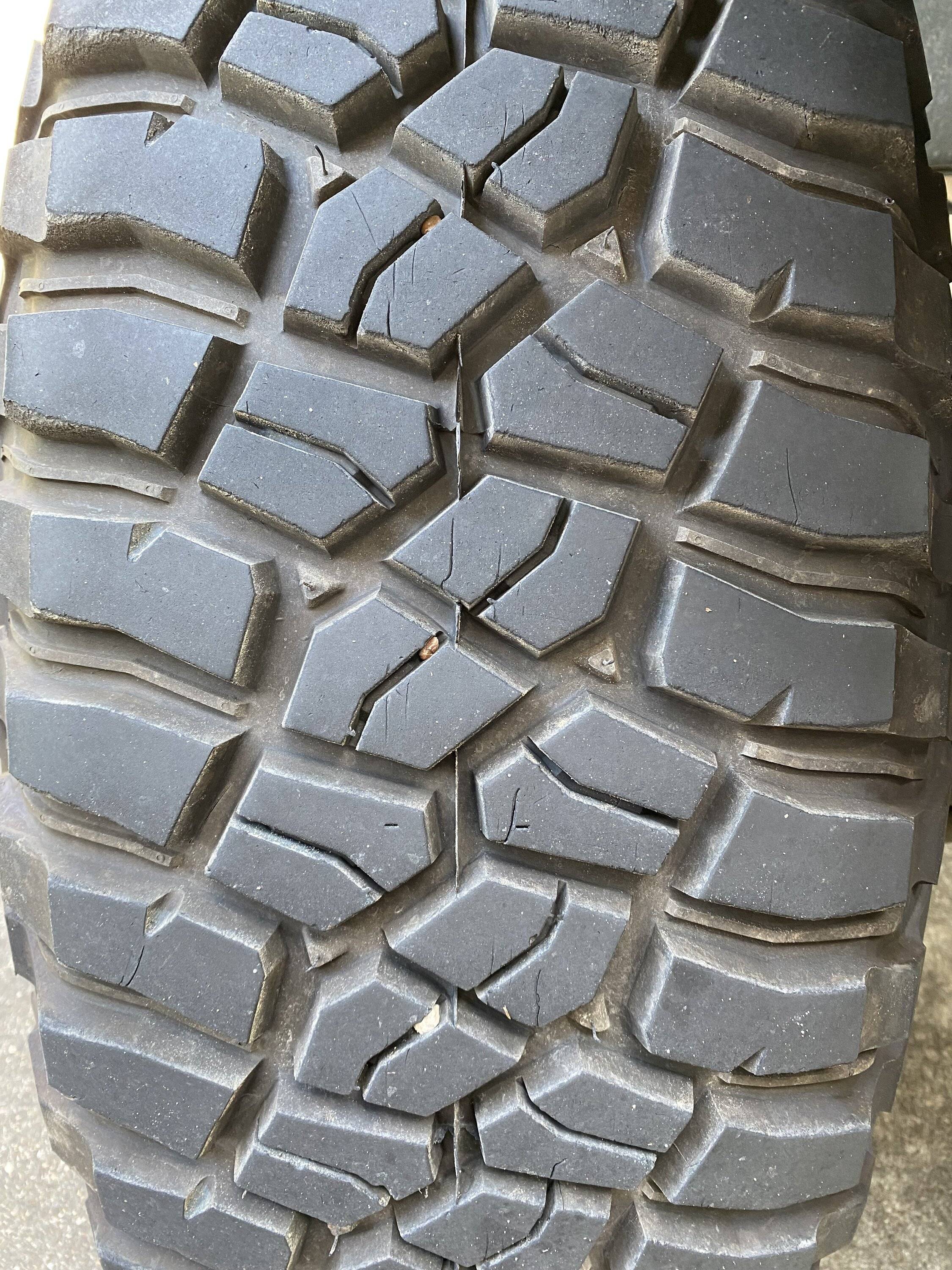 Jeep Wrangler JL BFGoodrich KM3 39x13.50R17 Review (42k Miles) 1674226019790