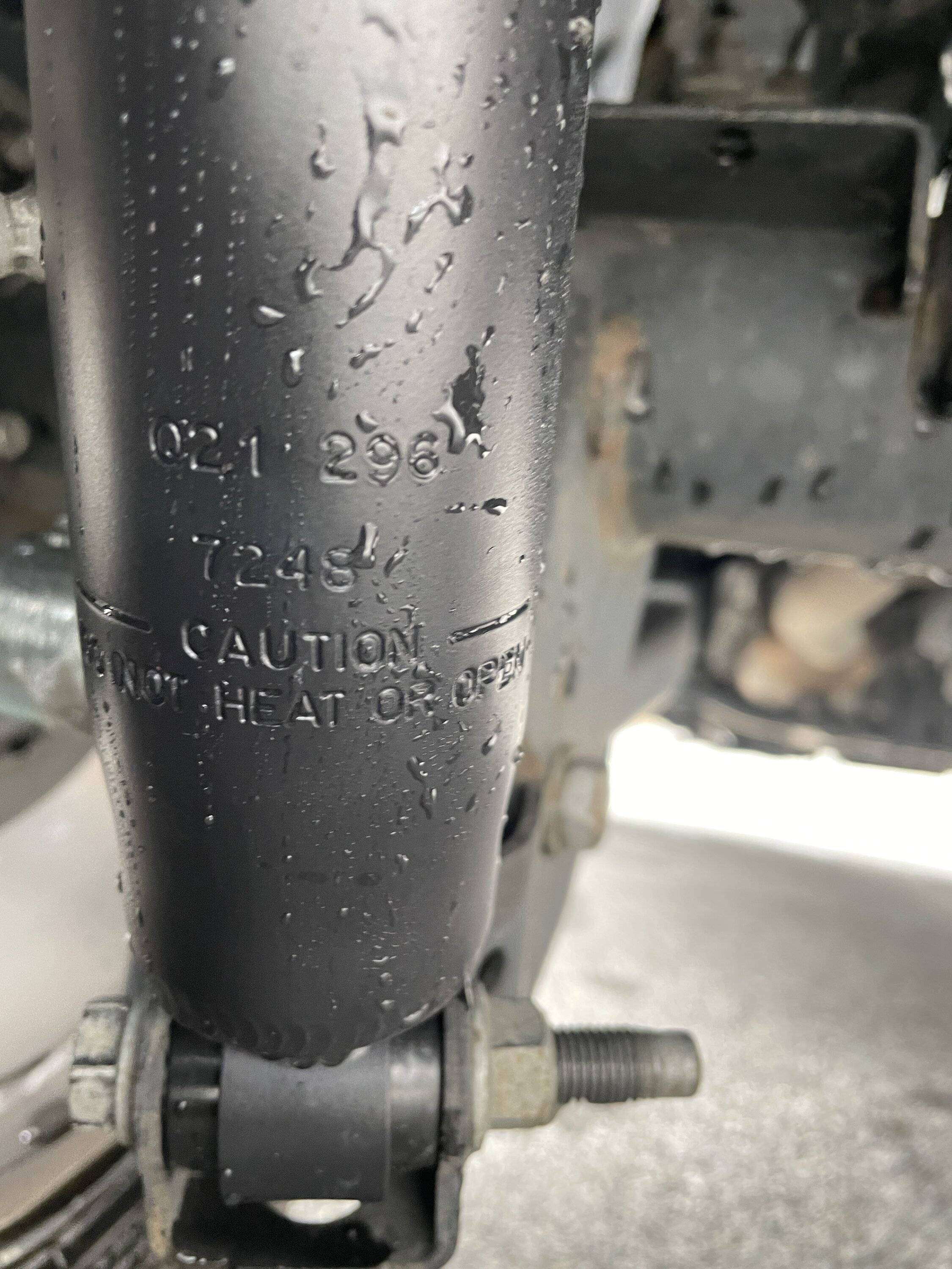 Jeep Wrangler JL Can anyone identify this shock? AD7DAA53-58FE-4DB5-8DEB-433D0111C15A