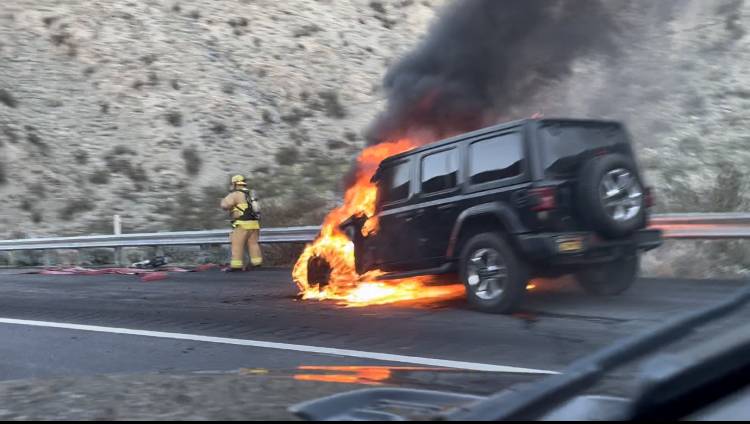 Jeep Wrangler JL Jeep on fire ? oh no! 82D39399-EB91-420D-BEE9-8CEC6F57C736