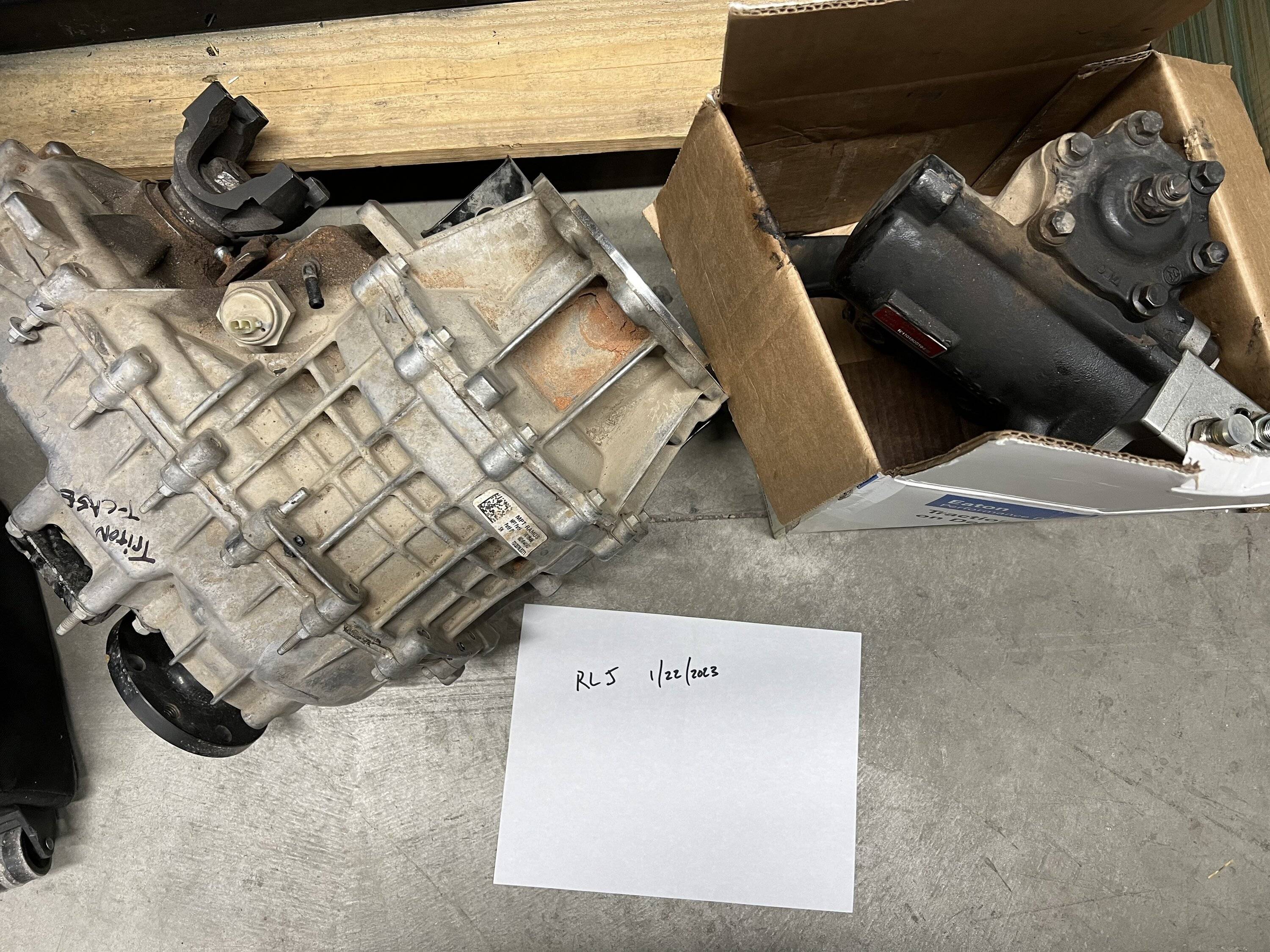 Jeep Wrangler JL 2019 Rubicon Transfer Case 31D98EBB-0C34-43A8-8996-7DD7F8DEFB88