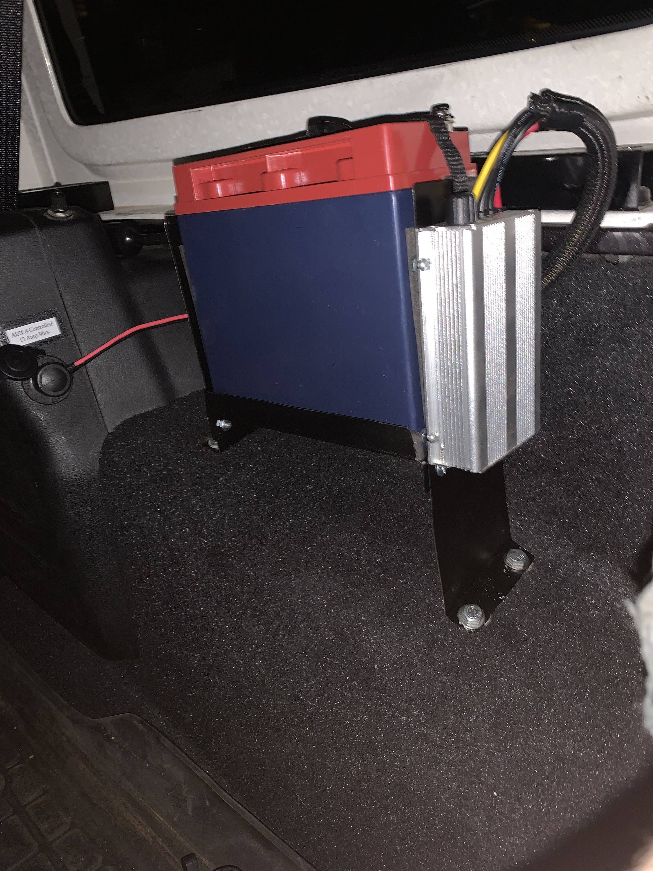 Jeep Wrangler JL Fridge and power IMG_3652.JPG