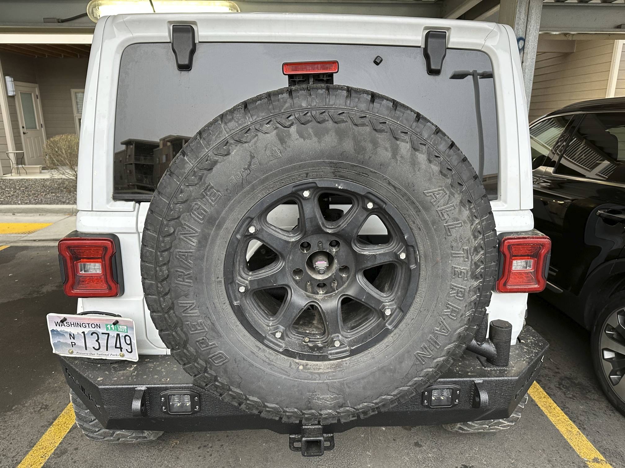 Jeep Wrangler JL Thoughts on new rear bumper 2023-01-21 15.23.49