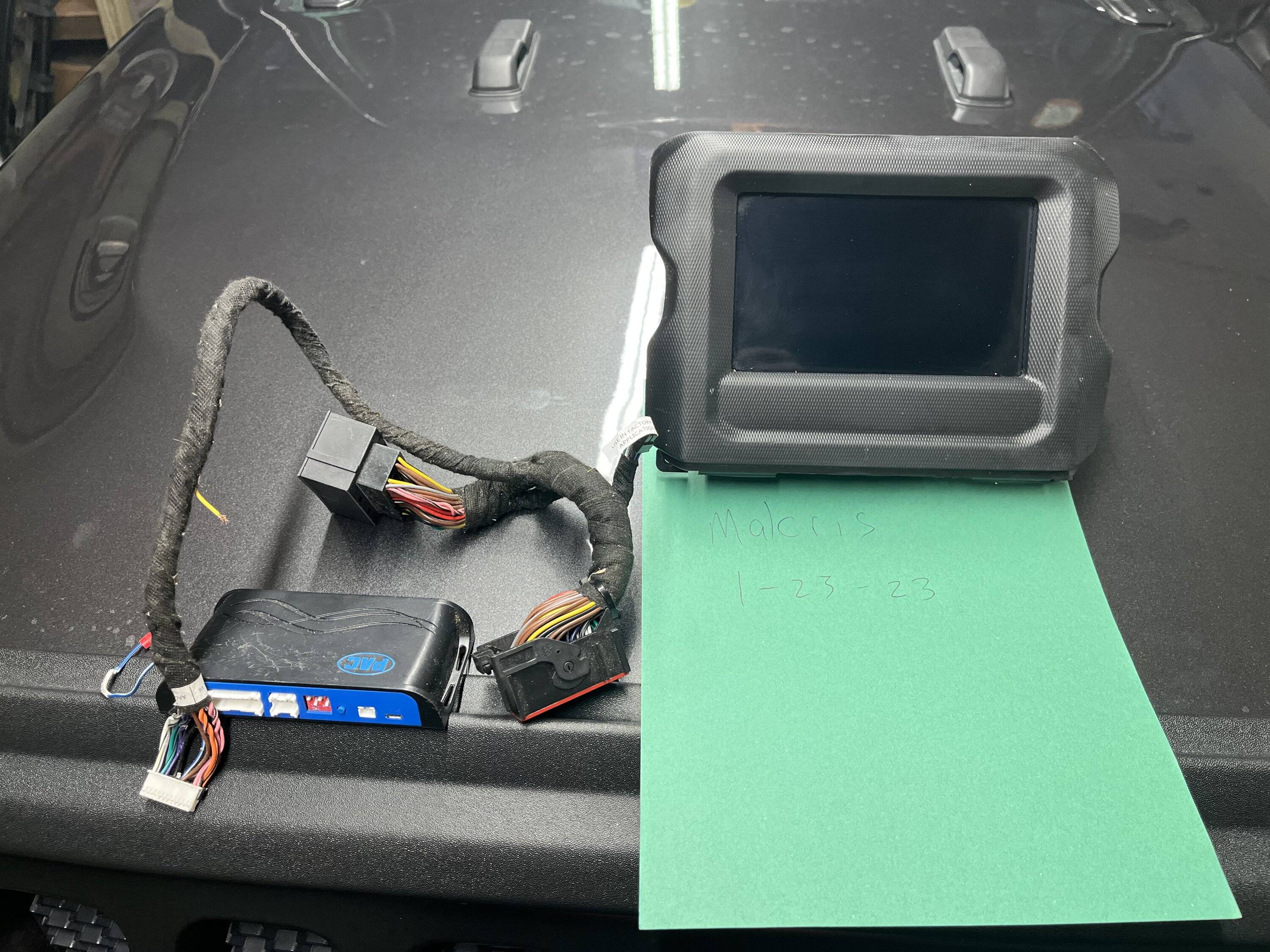 Jeep Wrangler JL 7" Uconnect with Pac AmPro Jeep 4 pic