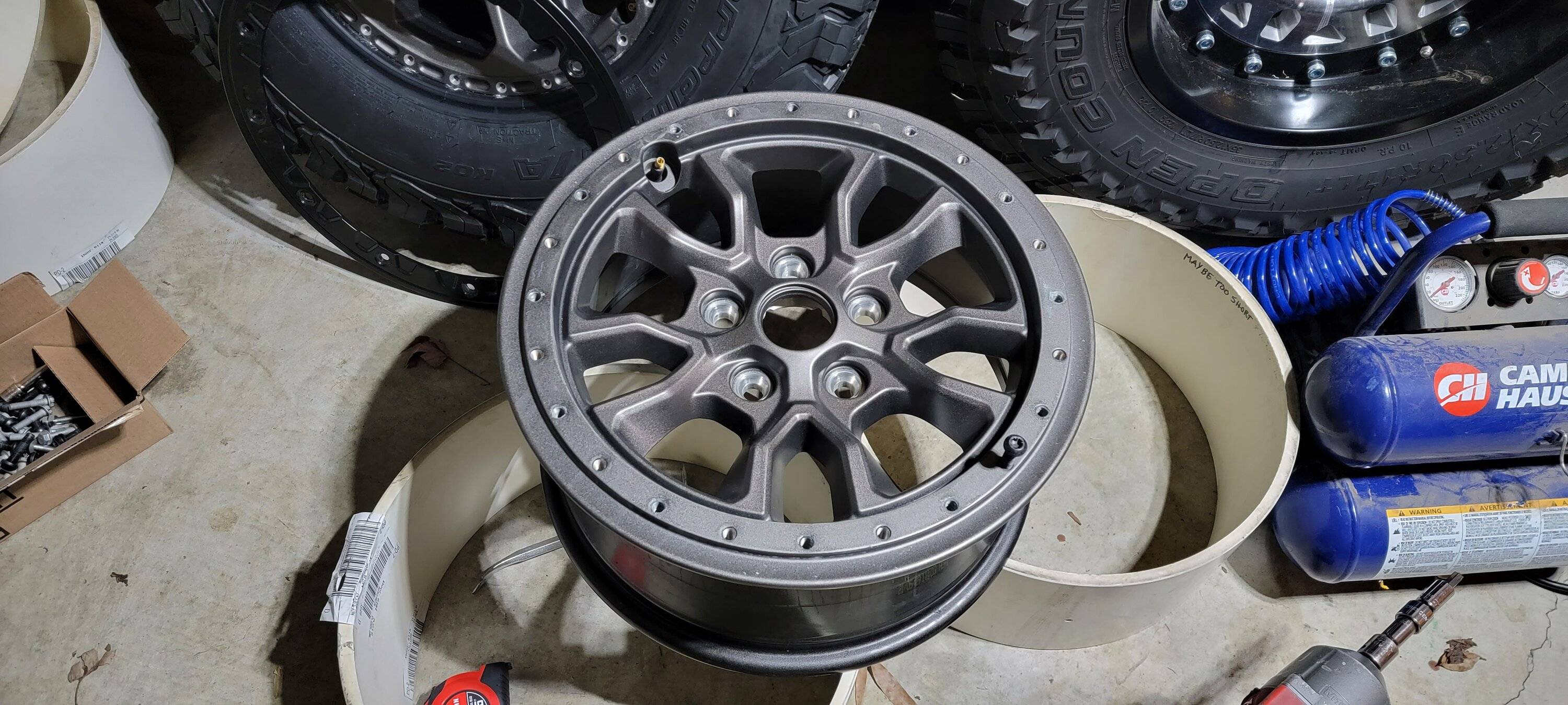 Jeep Wrangler JL 392 Mopar beadlock wheel tire compatibility. 20230123_190024