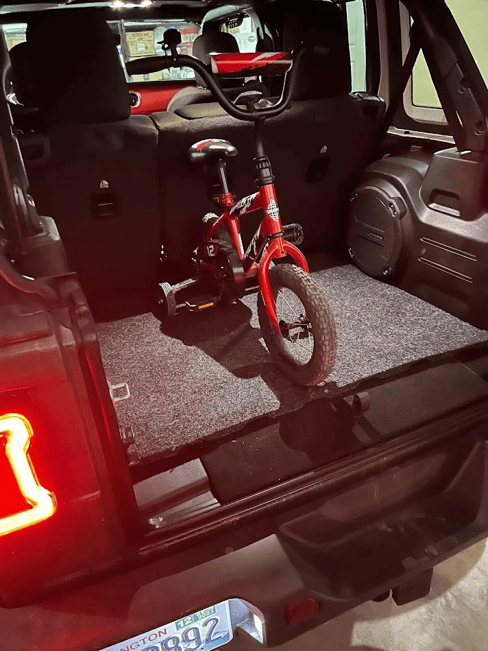 Jeep Wrangler JL Anyone modify their jeep to store their bikes inside? 1674675382260