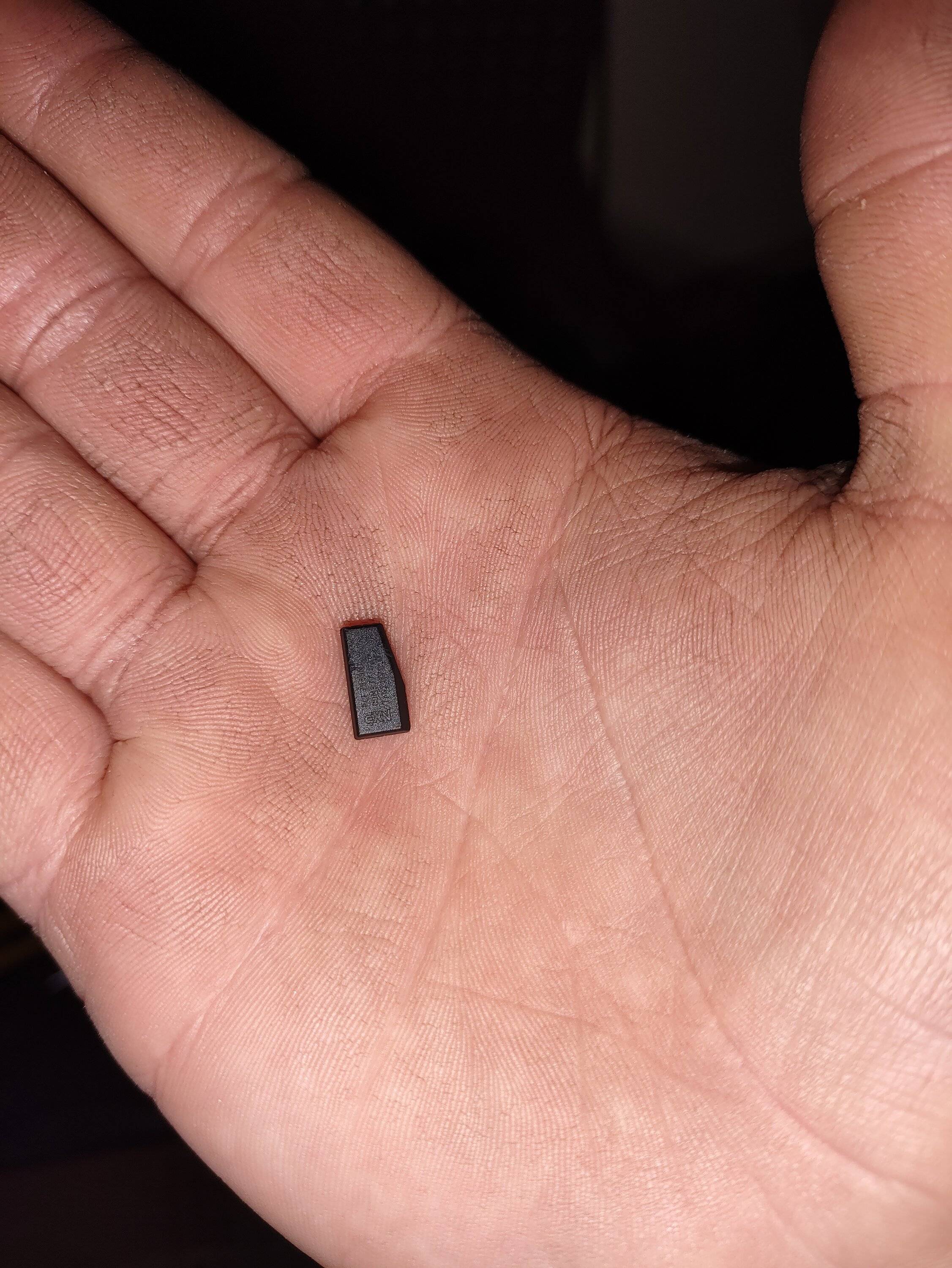 Jeep Wrangler JL simple fix on the key fob spring open problem IMG_20230127_035340447