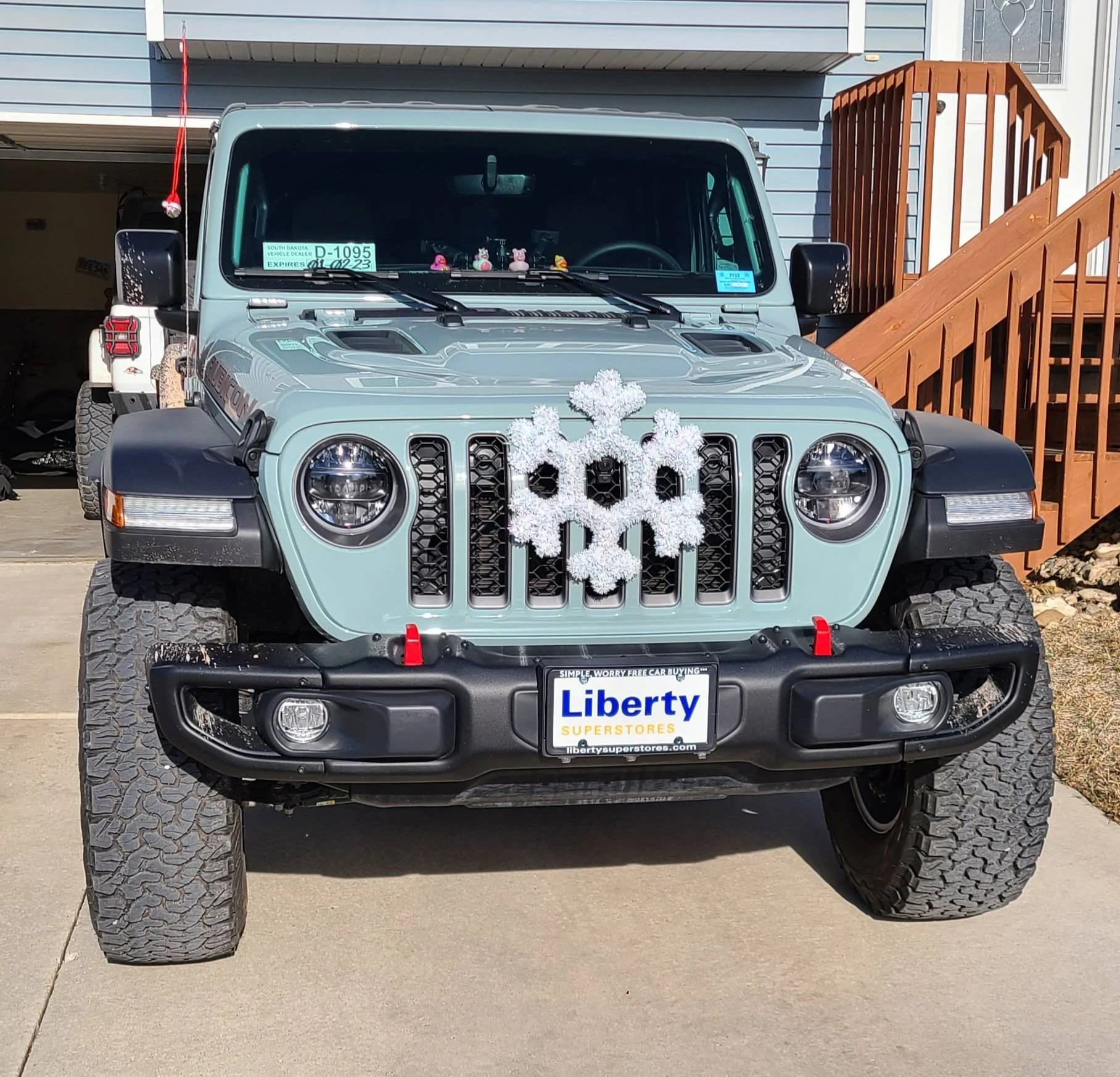Jeep Wrangler JL OEM Steel bumper question. 20221203_112534