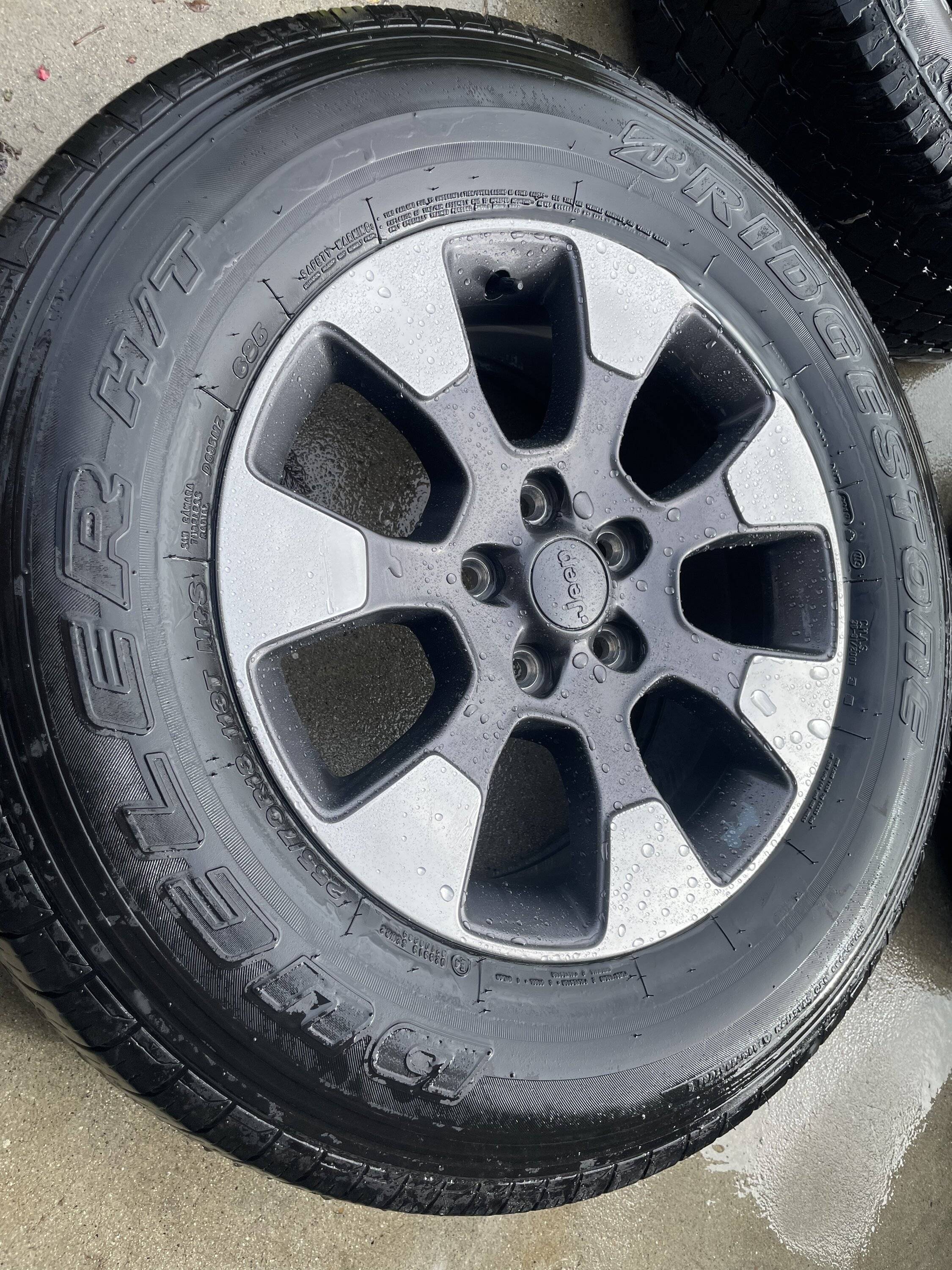 Jeep Wrangler JL Jeep Wheels/Tires 8D7DCC3F-02A2-4338-A940-9B76C6CAECD4