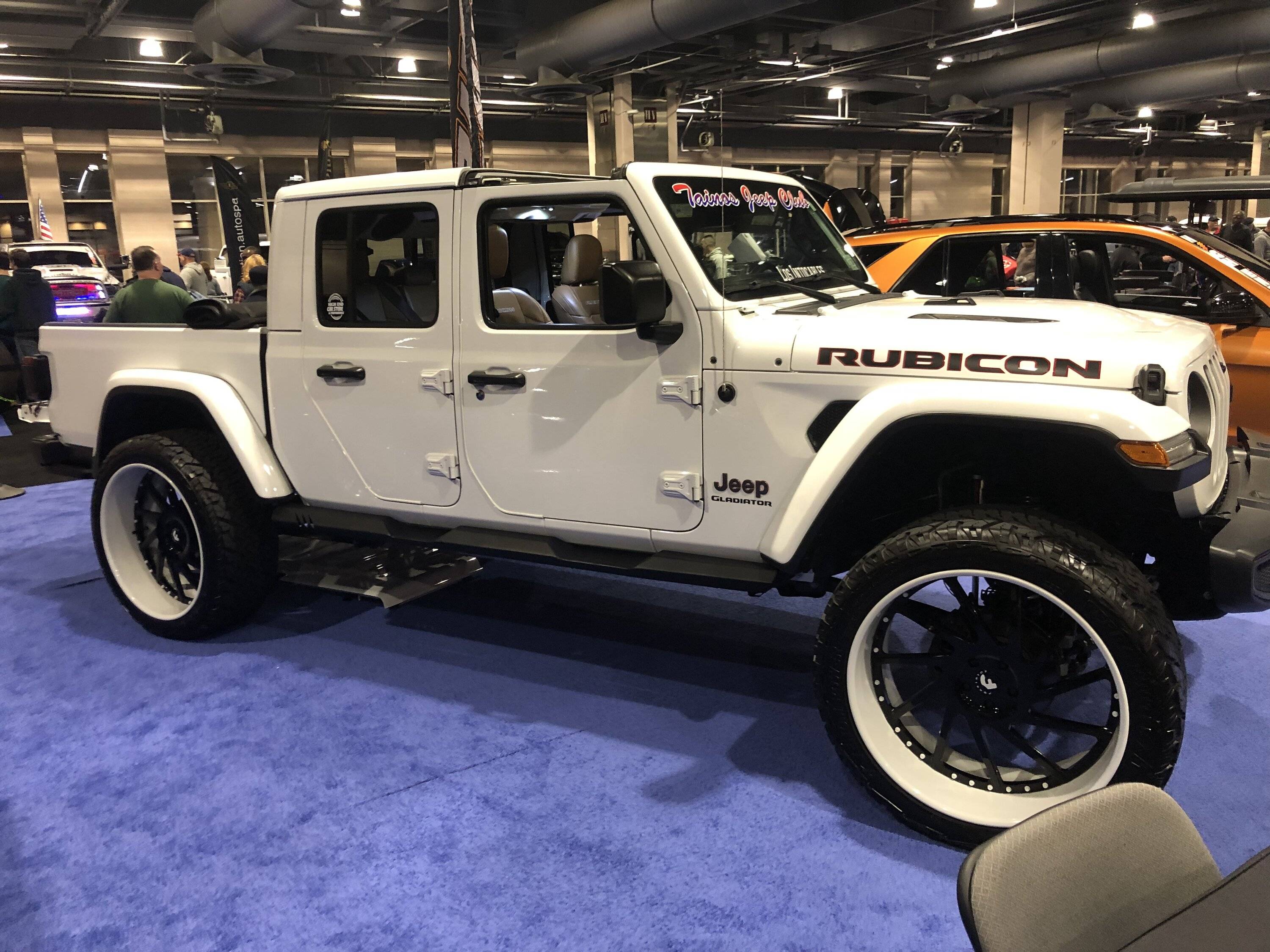 Jeep Wrangler JL Some Jeeps at the Philly Auto Show C542DB93-B14F-4720-B4B9-1A432CF1AD2A