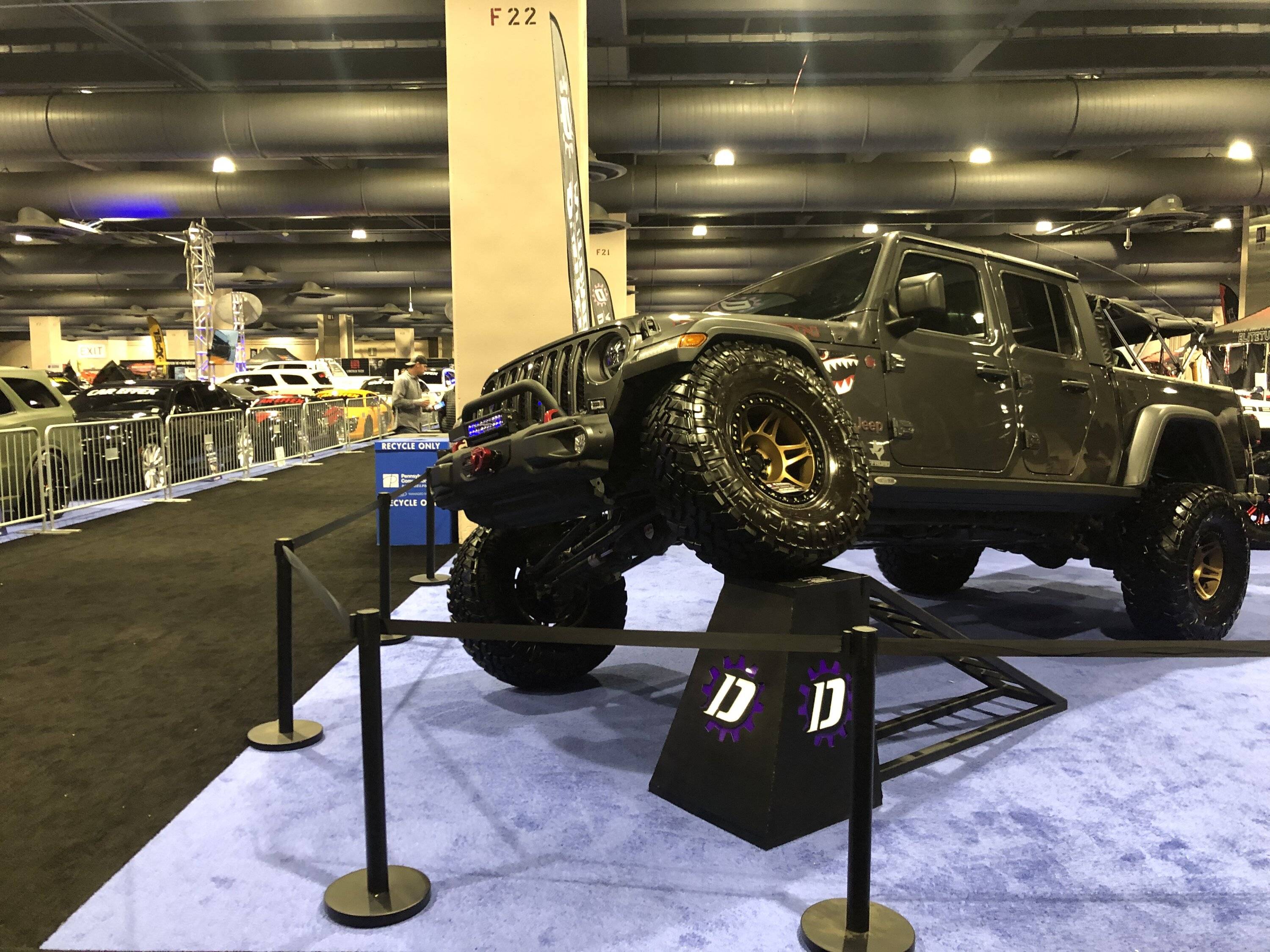 Jeep Wrangler JL Some Jeeps at the Philly Auto Show 6779B9E2-E99B-48D5-BAEF-E88C32DCEAC1