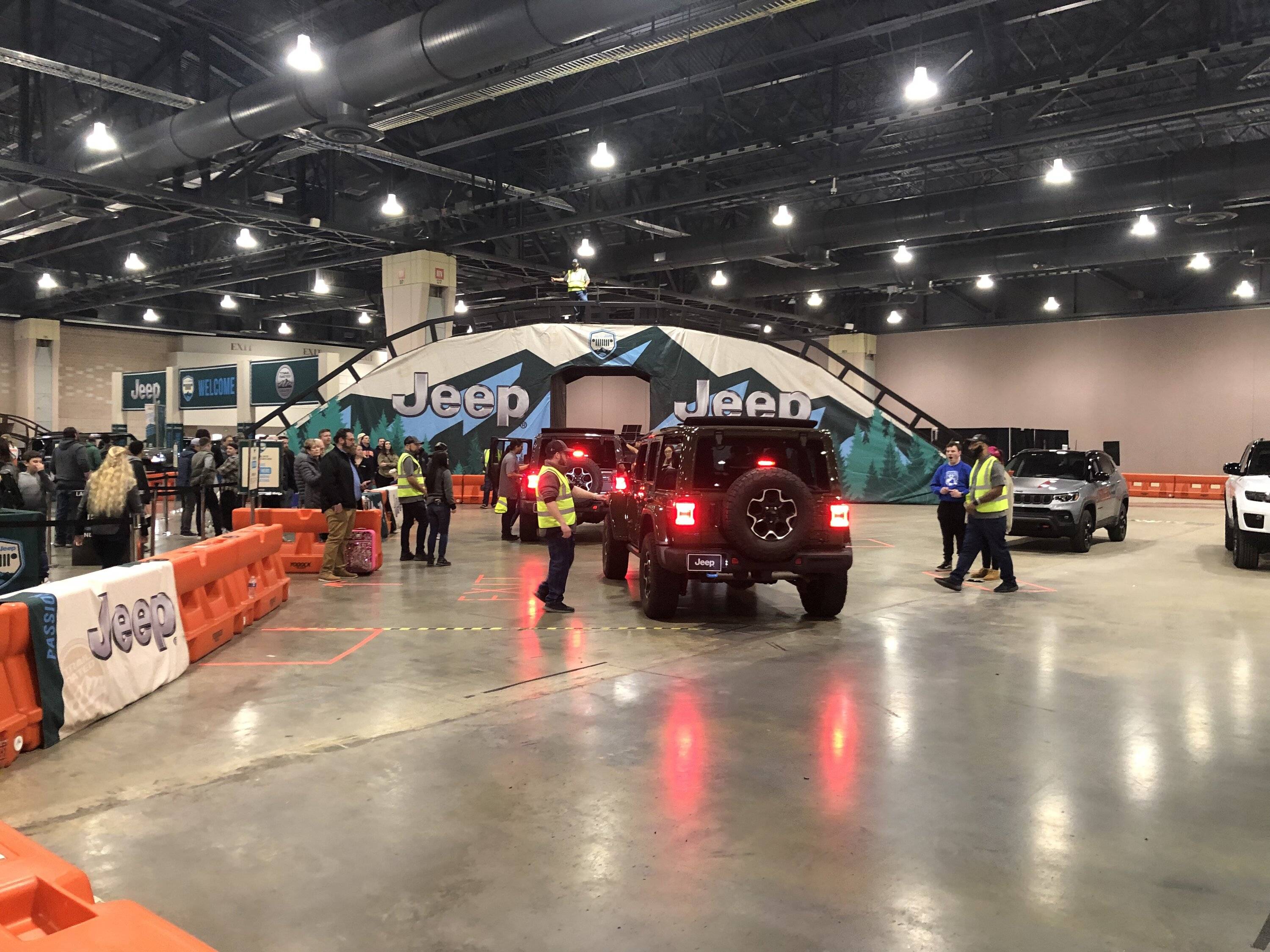 Jeep Wrangler JL Some Jeeps at the Philly Auto Show D151C94F-26C4-4288-BF41-19650D81407B
