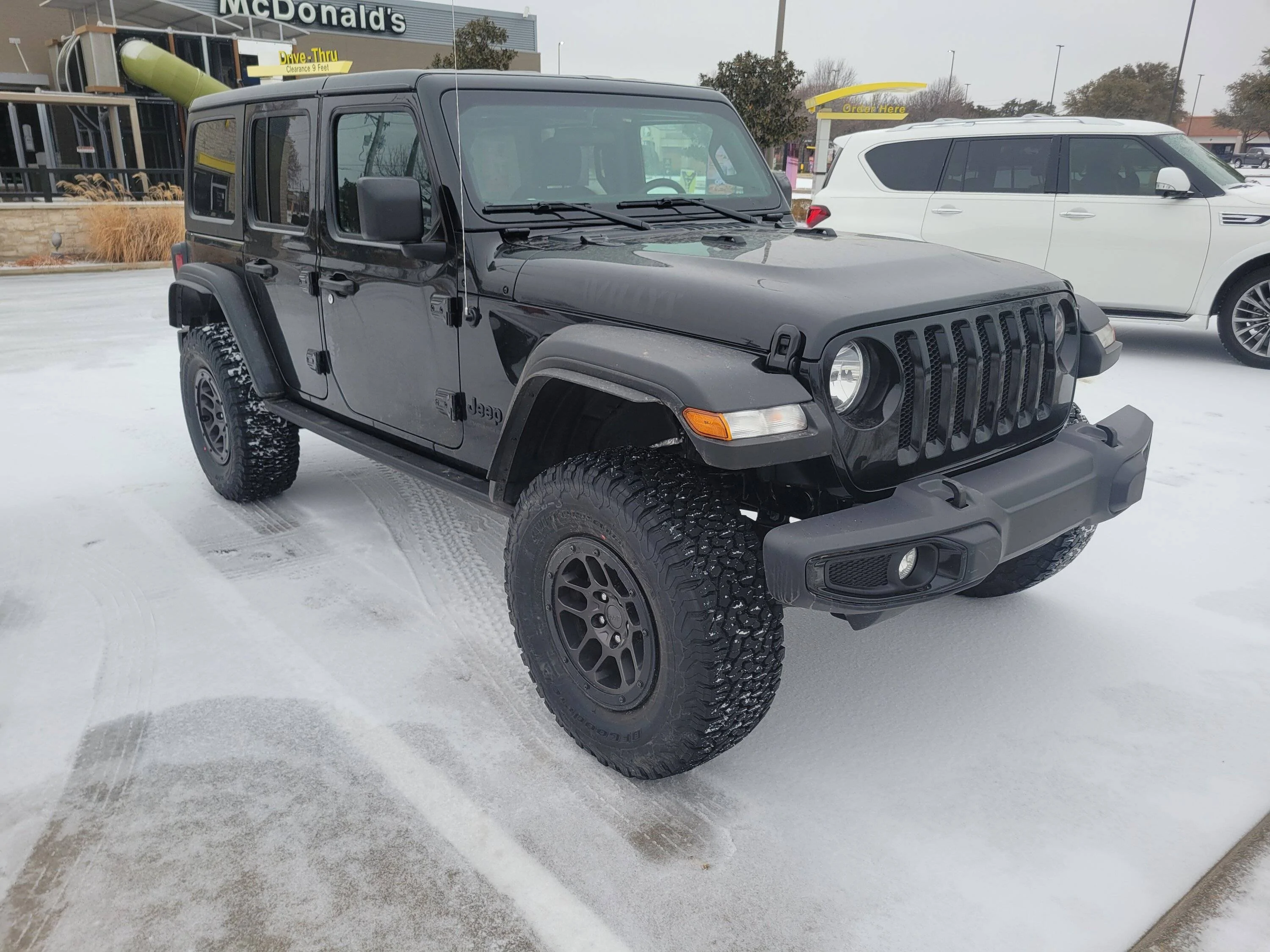 Jeep Wrangler JL Ordered a Willys Sport Xrecon 1675358039255