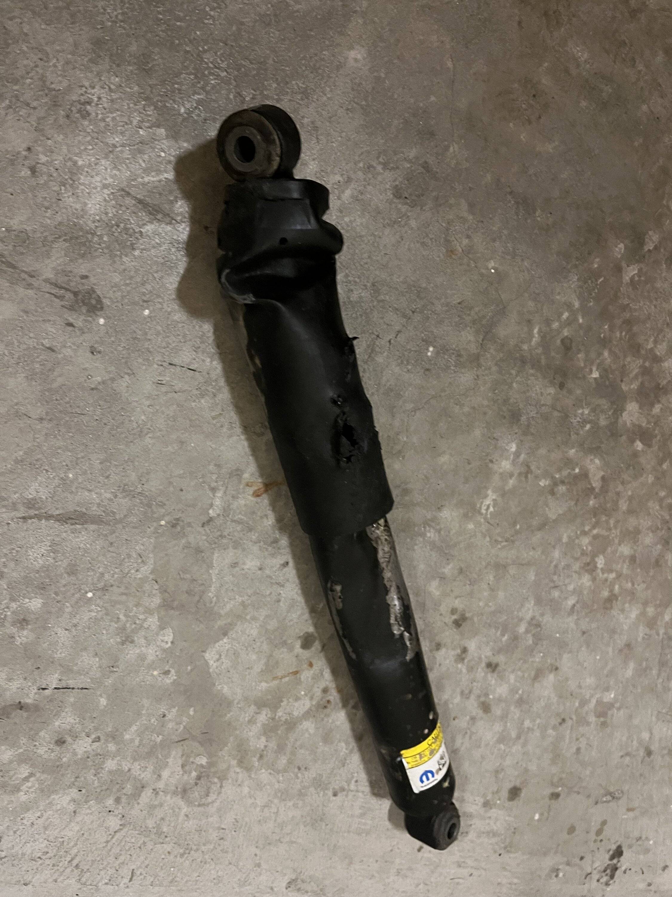 Jeep Wrangler JL Steering Stabilizer 10,000 miles IMG_0398