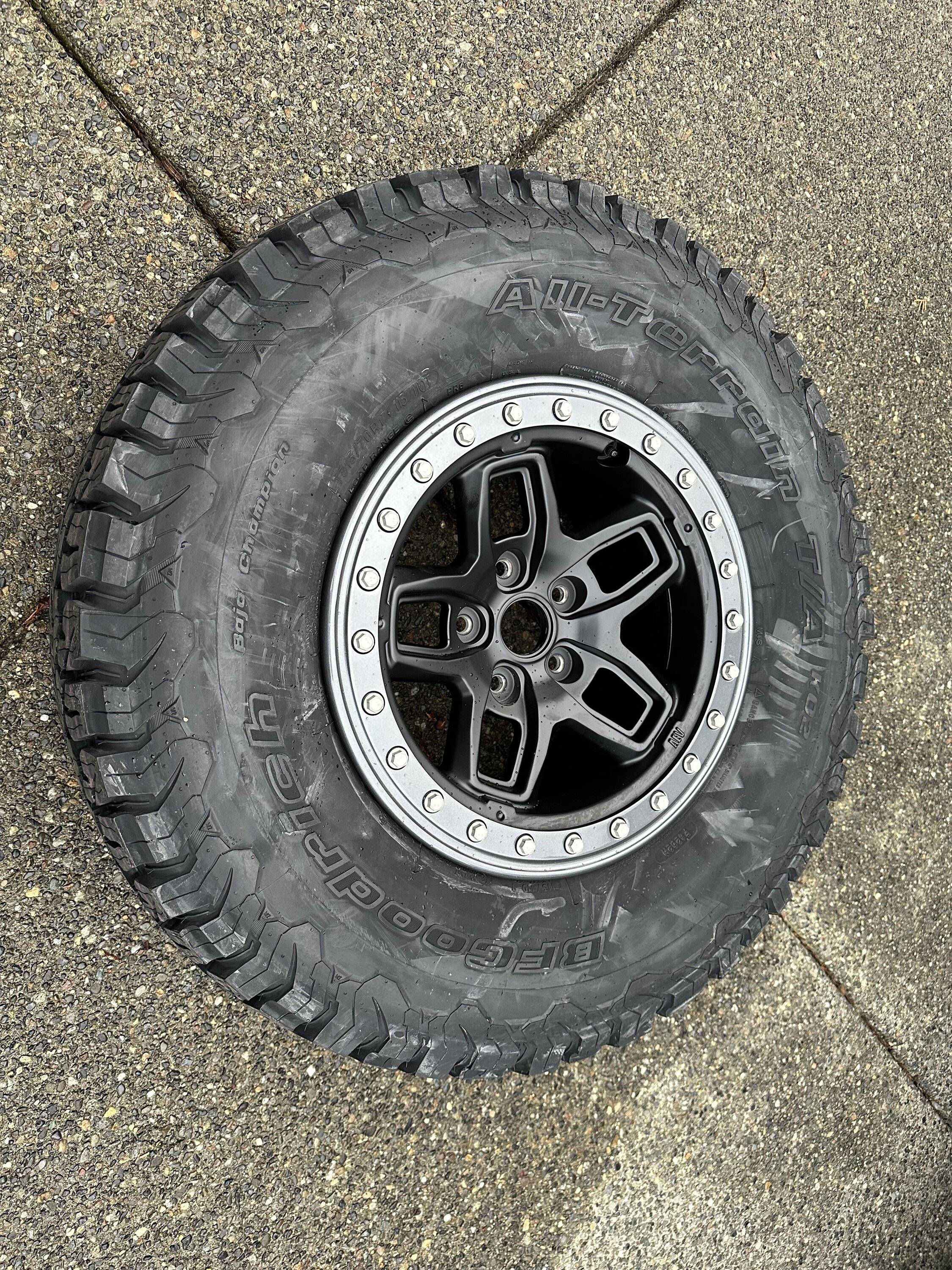 Jeep Wrangler JL AEV Borah wheels on JL 20230204_004811392_iOS