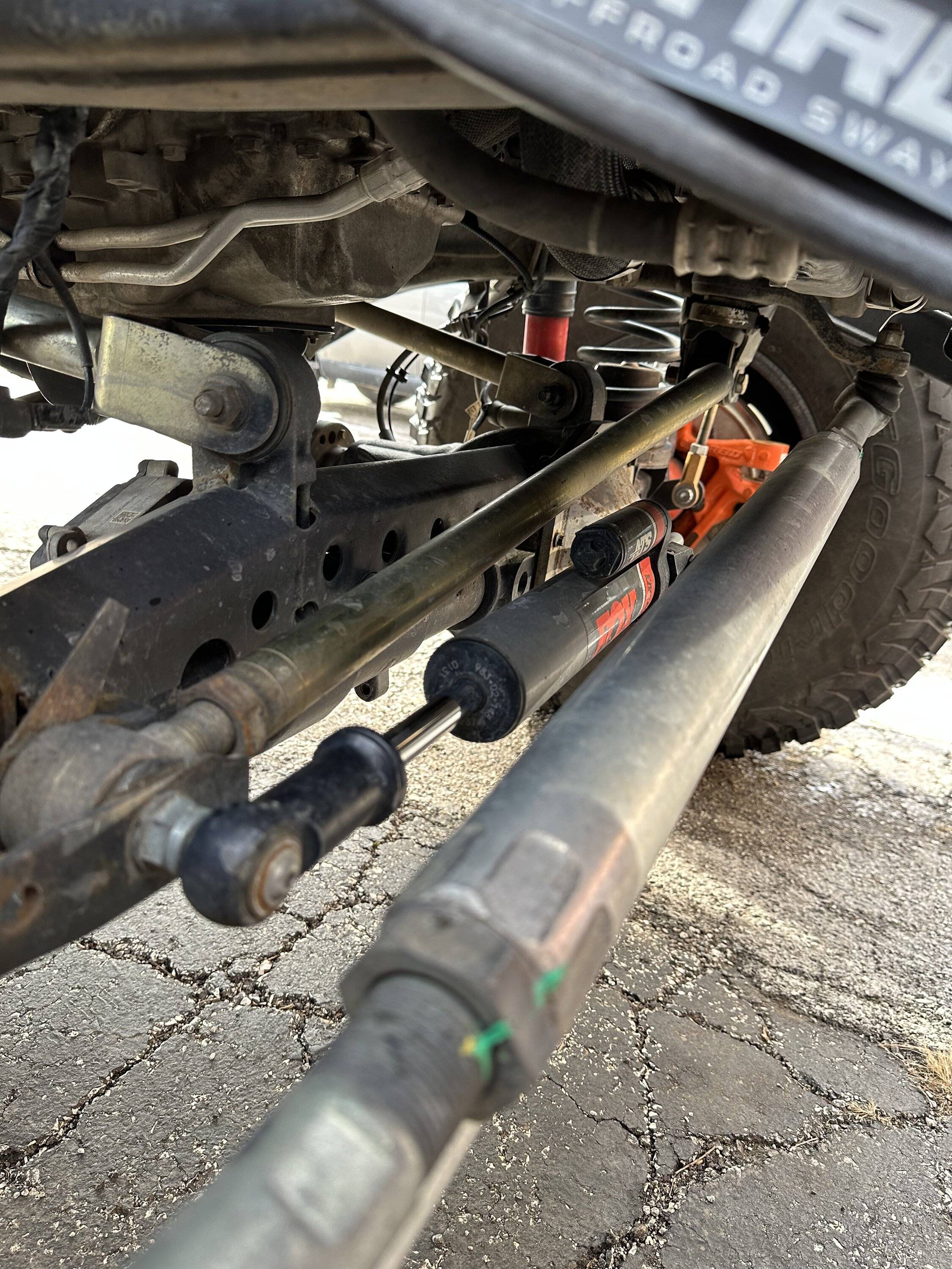 Jeep Wrangler JL Death wobble or Bump steer 6FC10234-F8EF-4C96-B776-D371BEC3BC91