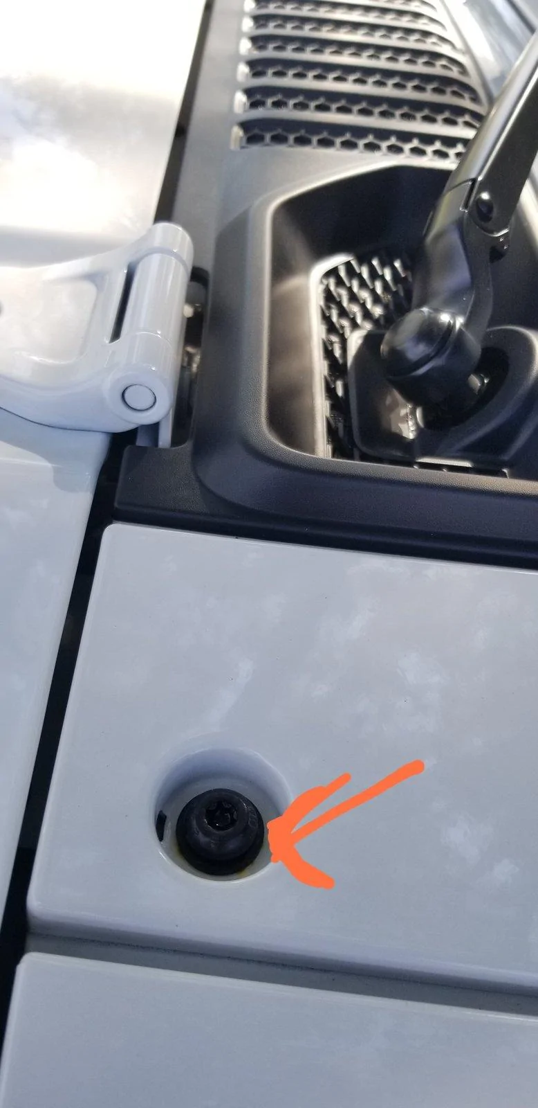 Jeep Wrangler JL Paint pitting and rust 20180728_120335