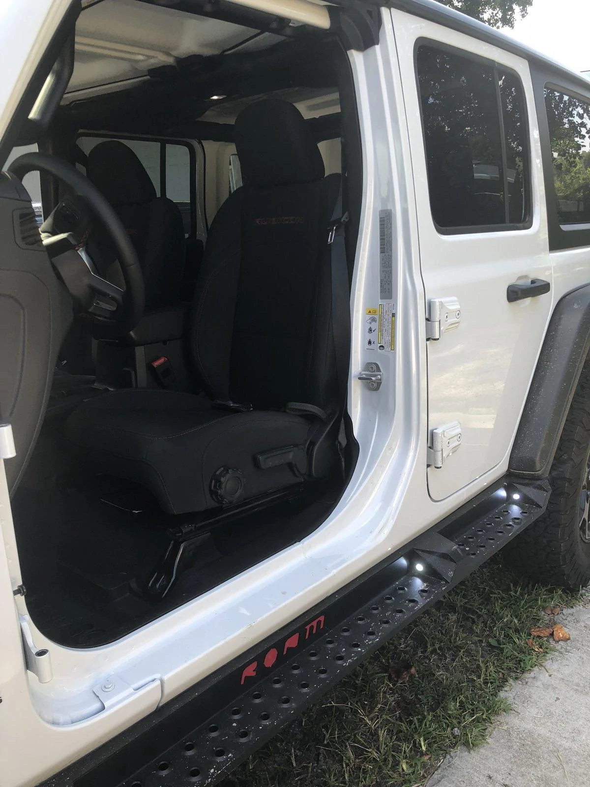 Jeep Wrangler JL What side steps / rock rails to add to JL Wrangler? 7D7AE77C-7CF9-44BC-88F5-5F1B40A12C43
