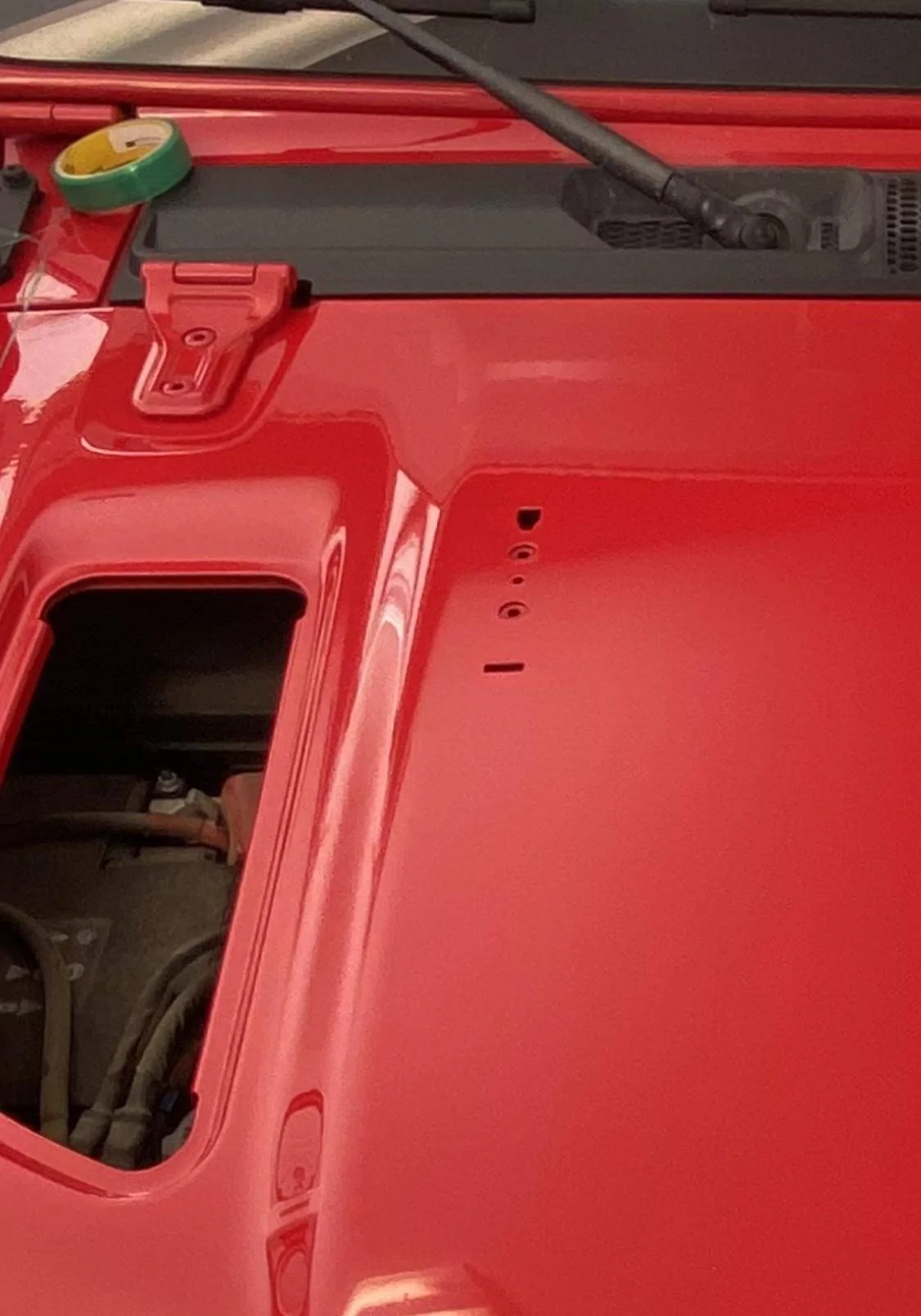 Jeep Wrangler JL Removing windshield tie-down bumpers 4D0ePtB