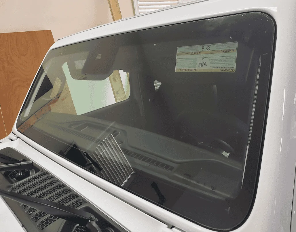 Jeep Wrangler JL Windshield protection on