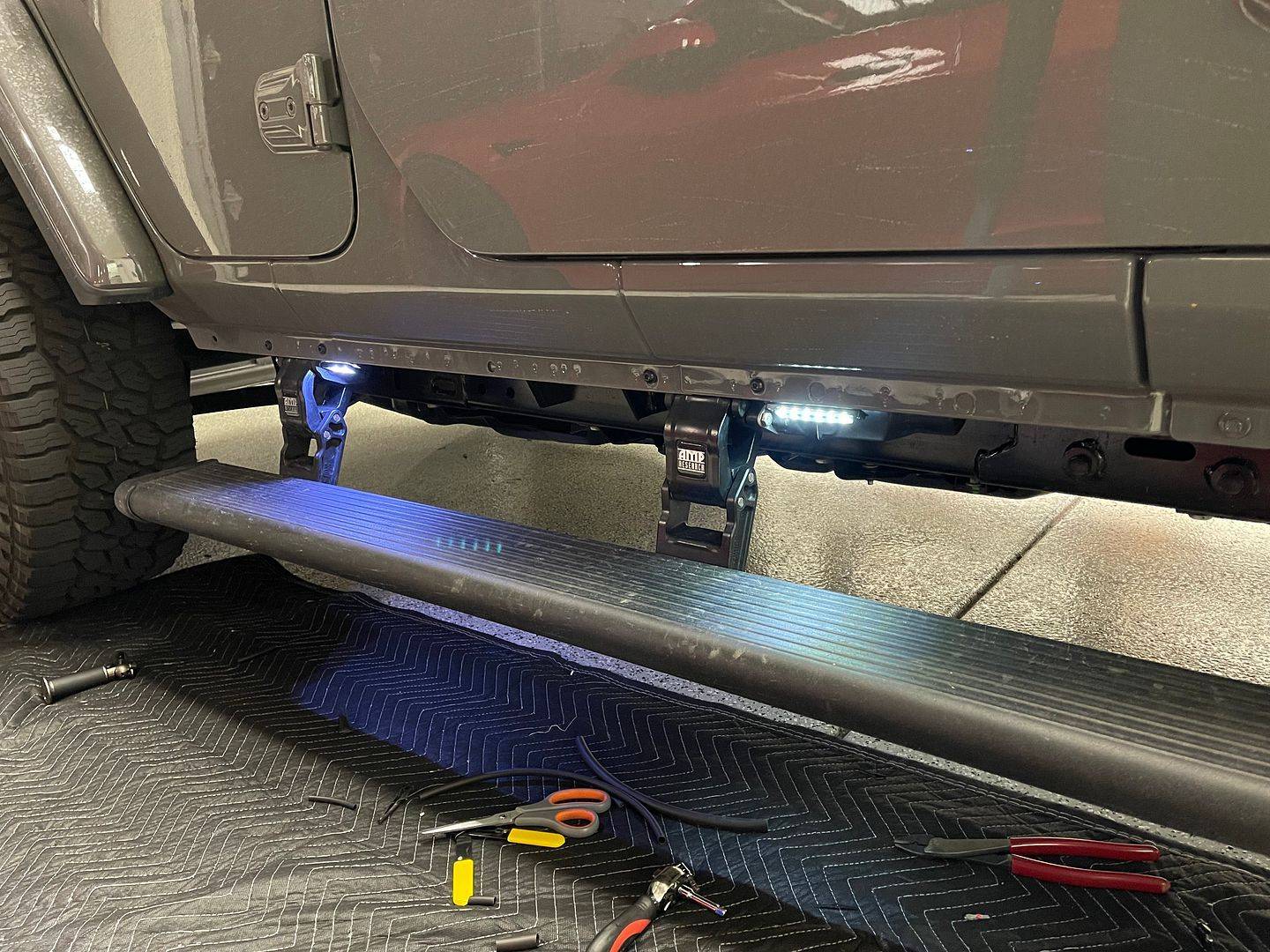 Jeep Wrangler JL Amp power step XL gap?? IMG_6810