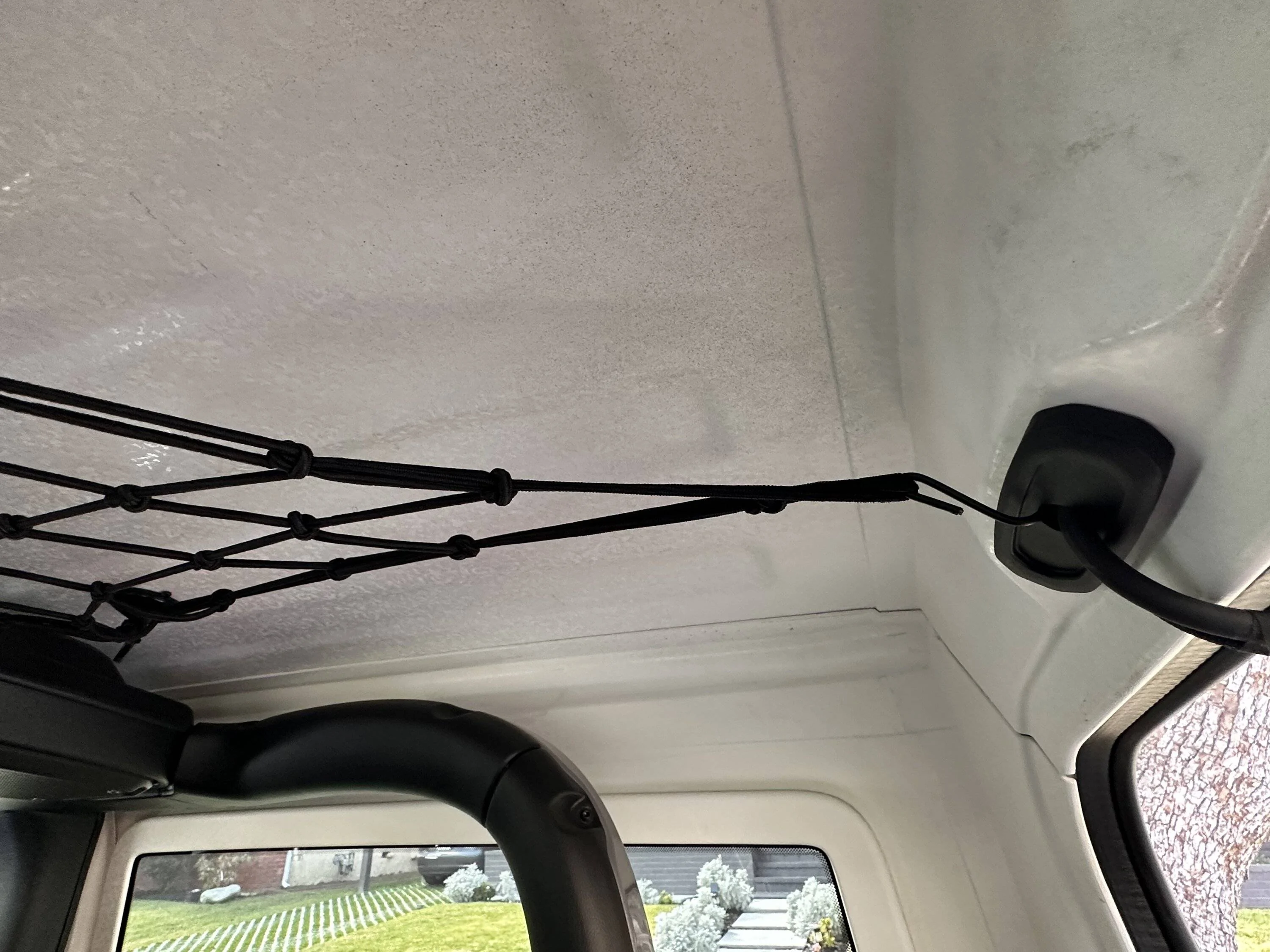 Jeep Wrangler JL Hooking into cargo/wiring holes 61EF2DCA-02C4-4FBB-9CCF-CA0EFA622D11