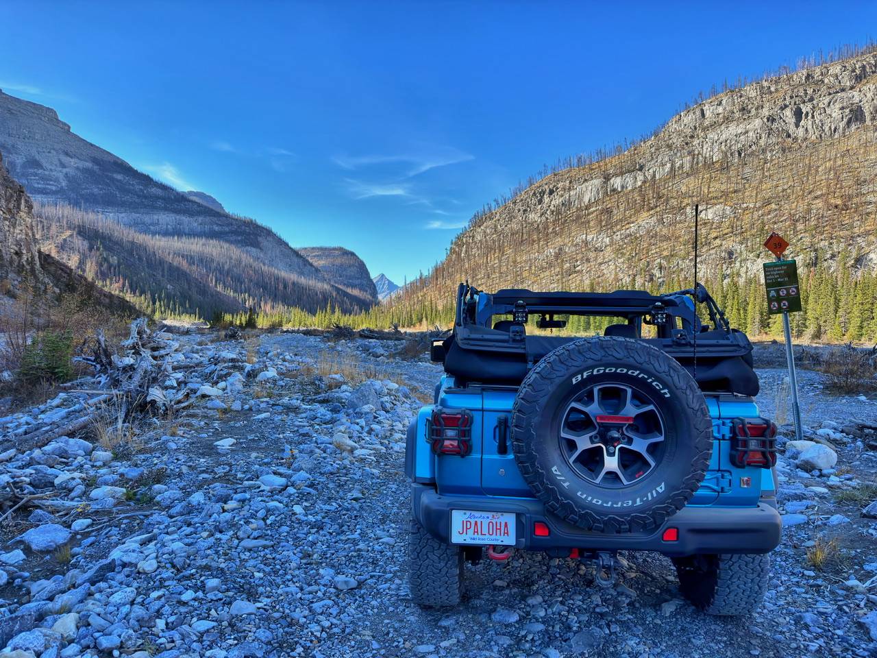 Jeep Wrangler JL Soft Top locking position with security box 79FA039F-8F3B-448E-A68D-85D5DCDA5173