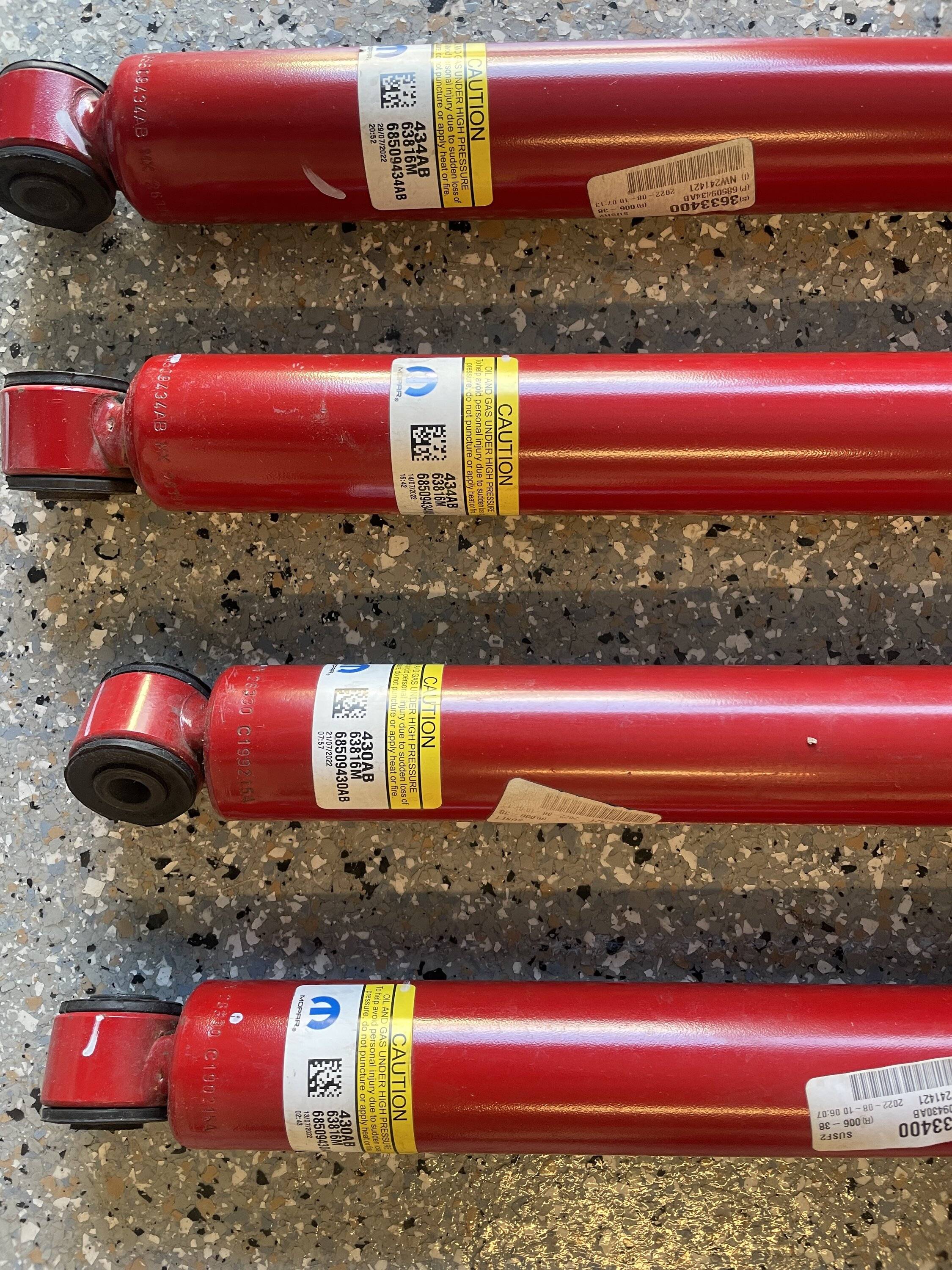 Jeep Wrangler JL Take Off Rubicon Shocks C9ECCAF3-6E5A-43BA-9184-FBF59B0AF5CE