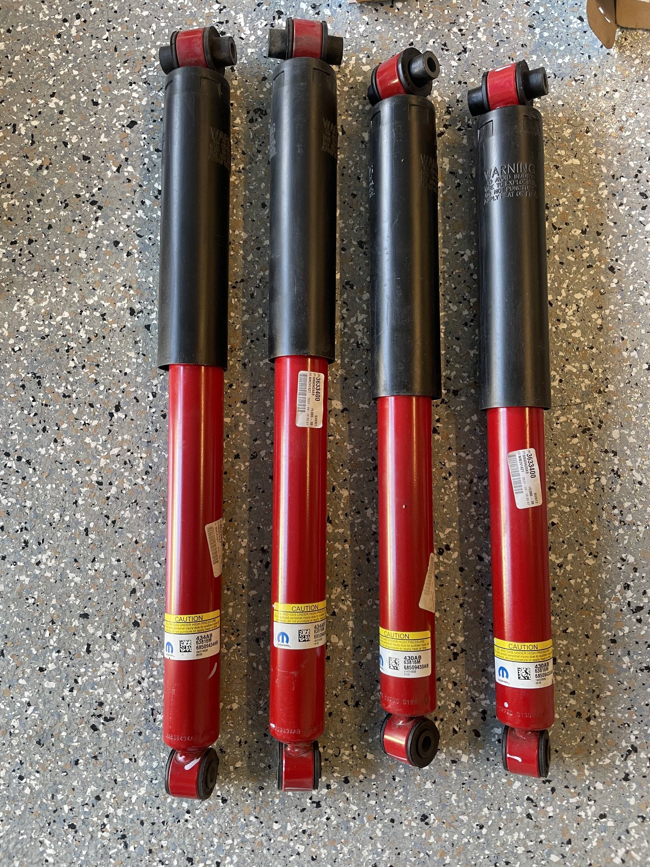 Jeep Wrangler JL Take Off Rubicon Shocks CF82D56A-541F-4D43-90CB-3B3B32CFD0C1
