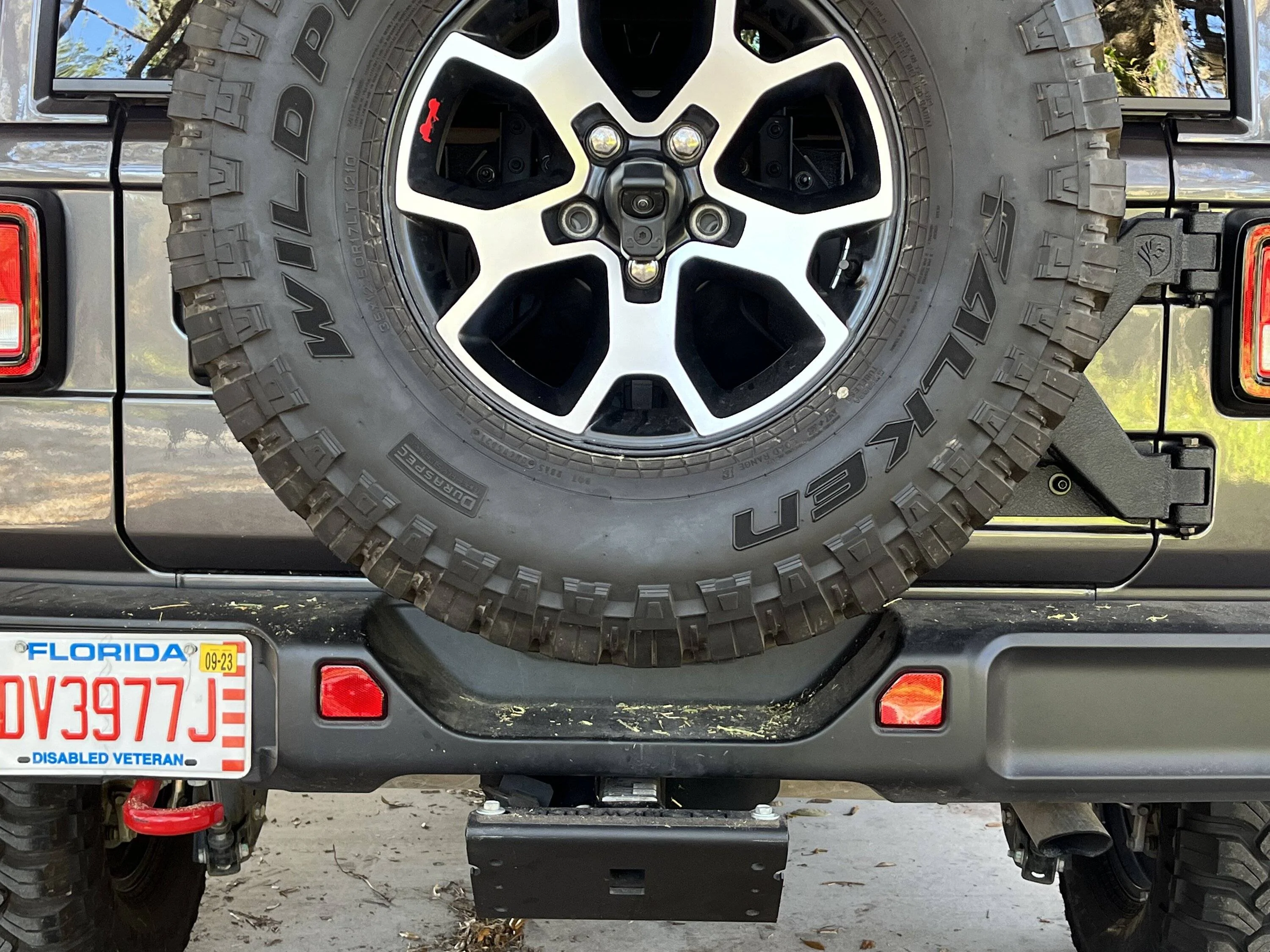 Jeep Wrangler JL A thumbs up for the Tyger tailgate reinforcement/relocation kit A409D651-A43B-4B16-ADB9-29D880DA66BB