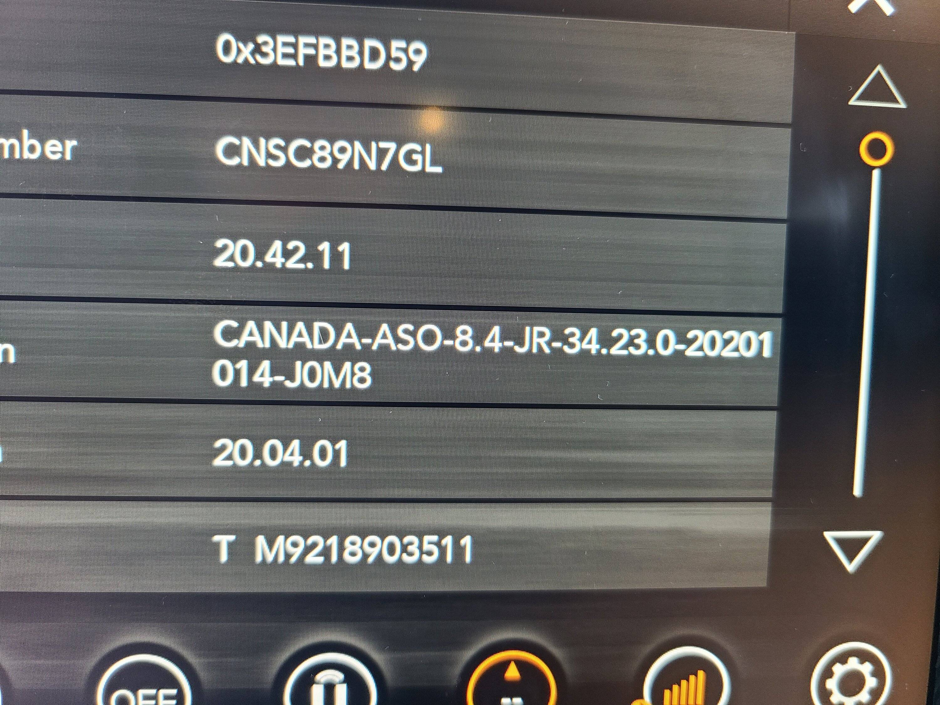 Jeep Wrangler JL Uconnect 8.4 software change. 20230107_154701