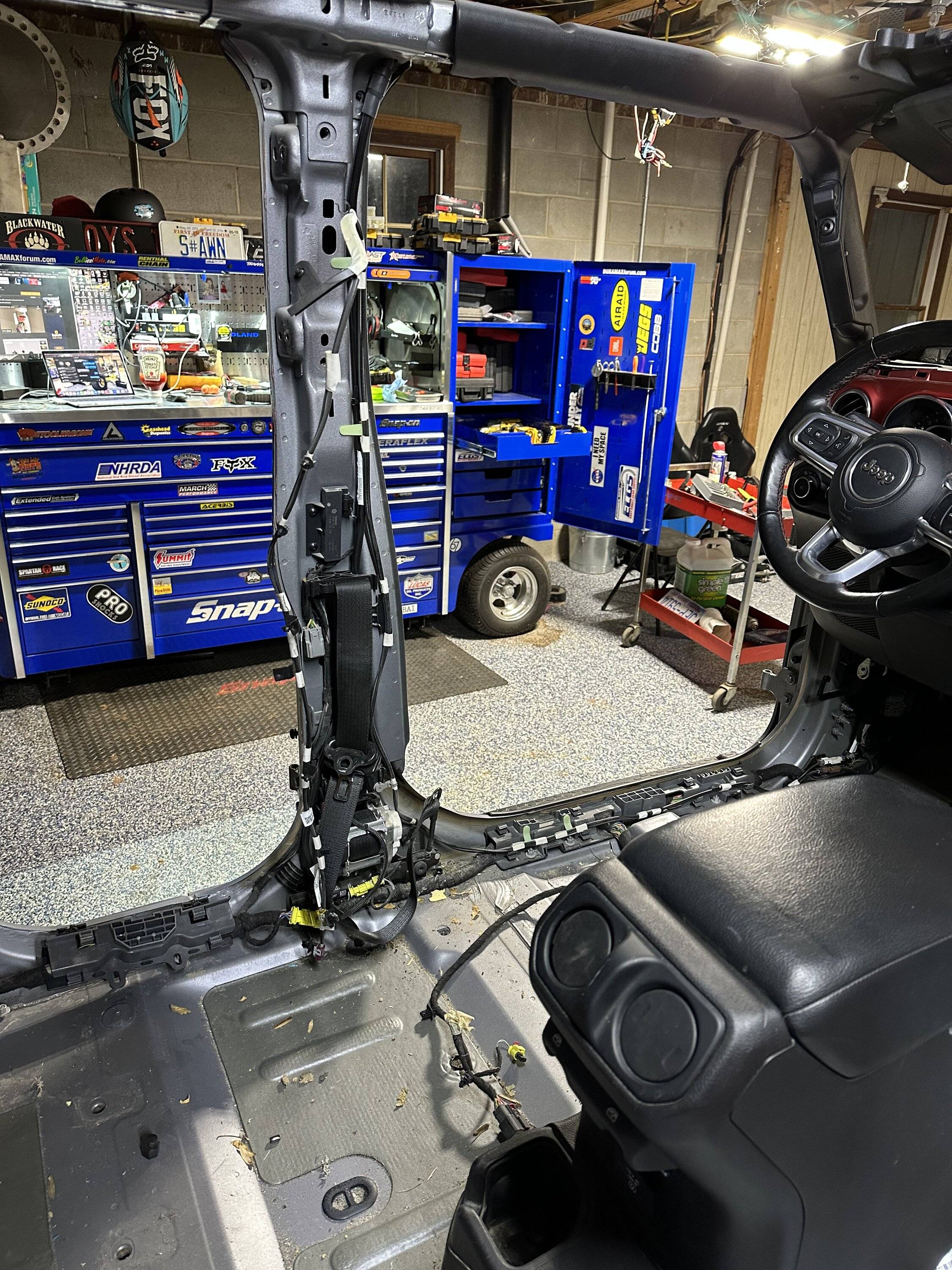 Jeep Wrangler JL GenRight Roll Cage Install F01F4163-7384-4F6A-81B5-59F441DDC423