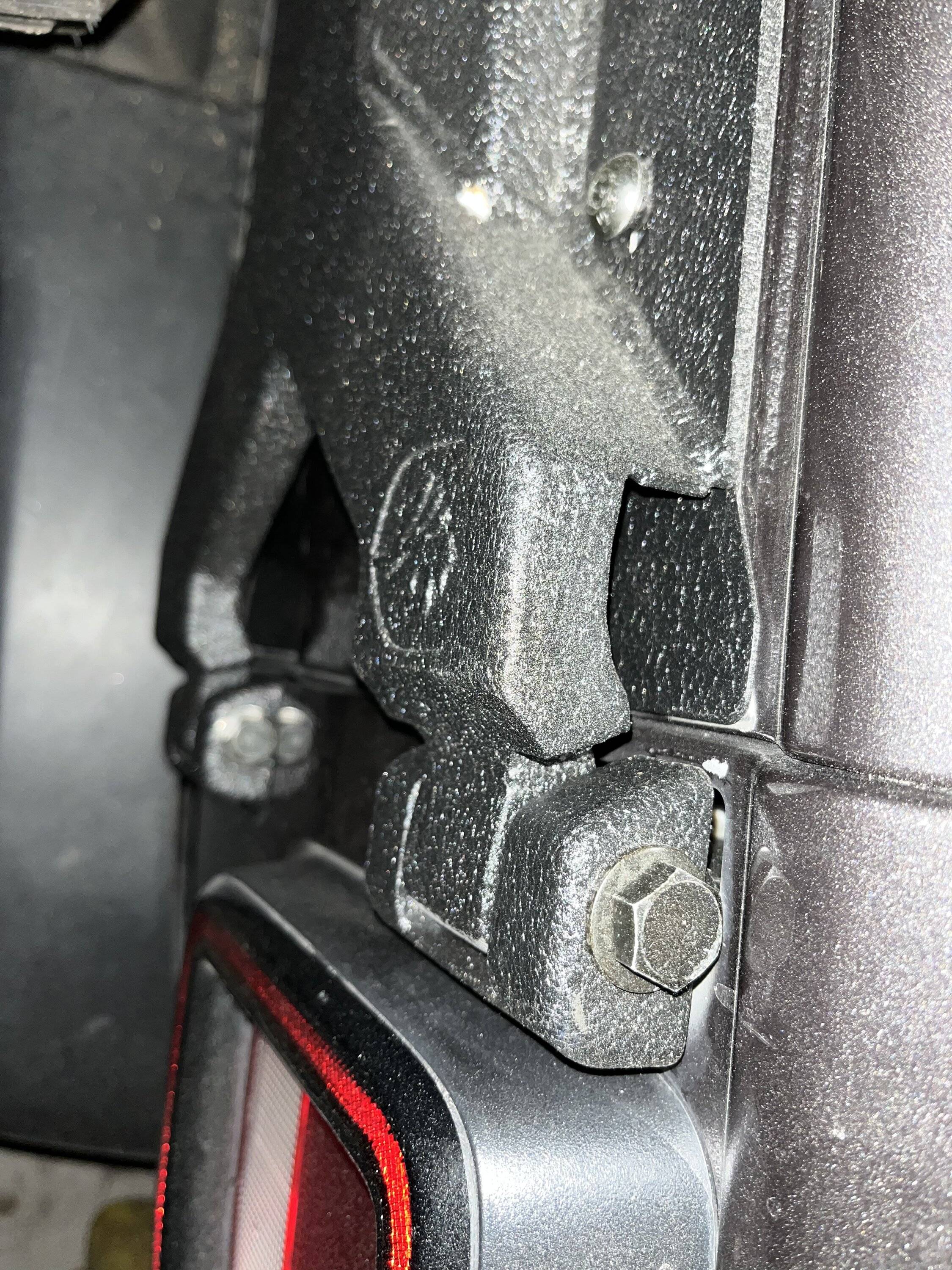 Jeep Wrangler JL A thumbs up for the Tyger tailgate reinforcement/relocation kit A43D8531-6C88-4A5B-A98F-F2219AFDD73A