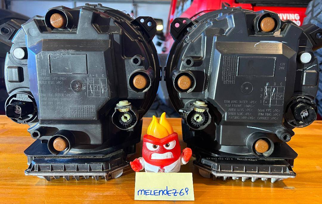 Jeep Wrangler JL OEM LED headlights (2018 JL) headlights_rear
