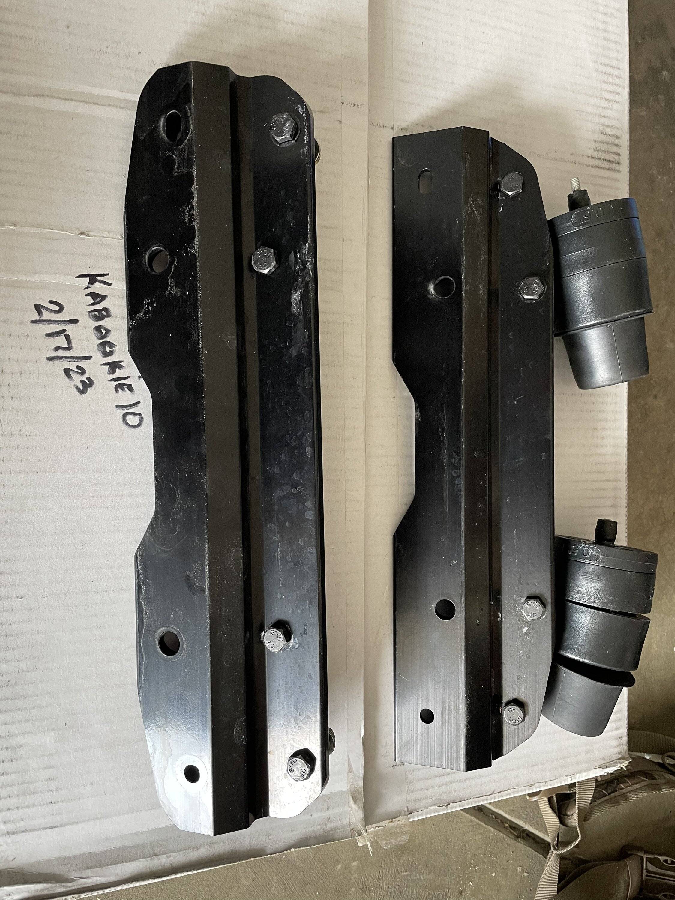 Jeep Wrangler JL Teraflex Spare Tire Relocation Kit 90BC4101-6866-423E-8DA0-16E2749731C1