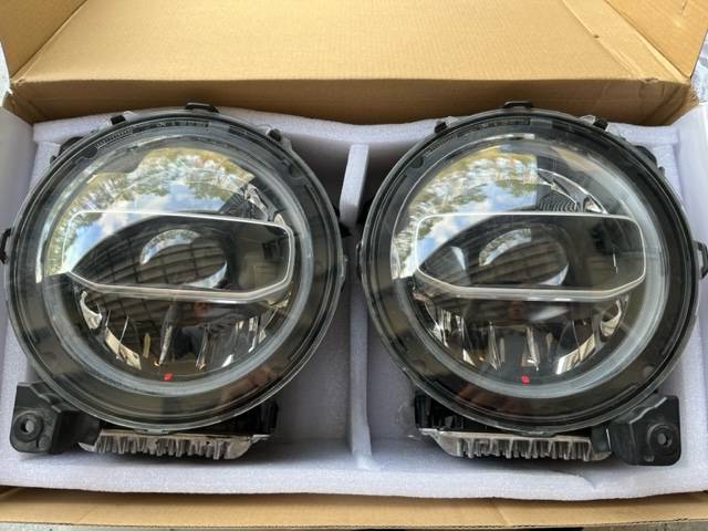 Jeep Wrangler JL OEM LED headlights 2021JLU image3 (4)