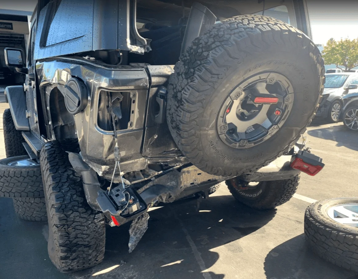 Jeep Wrangler JL Totaled 4xe? 1677111957575