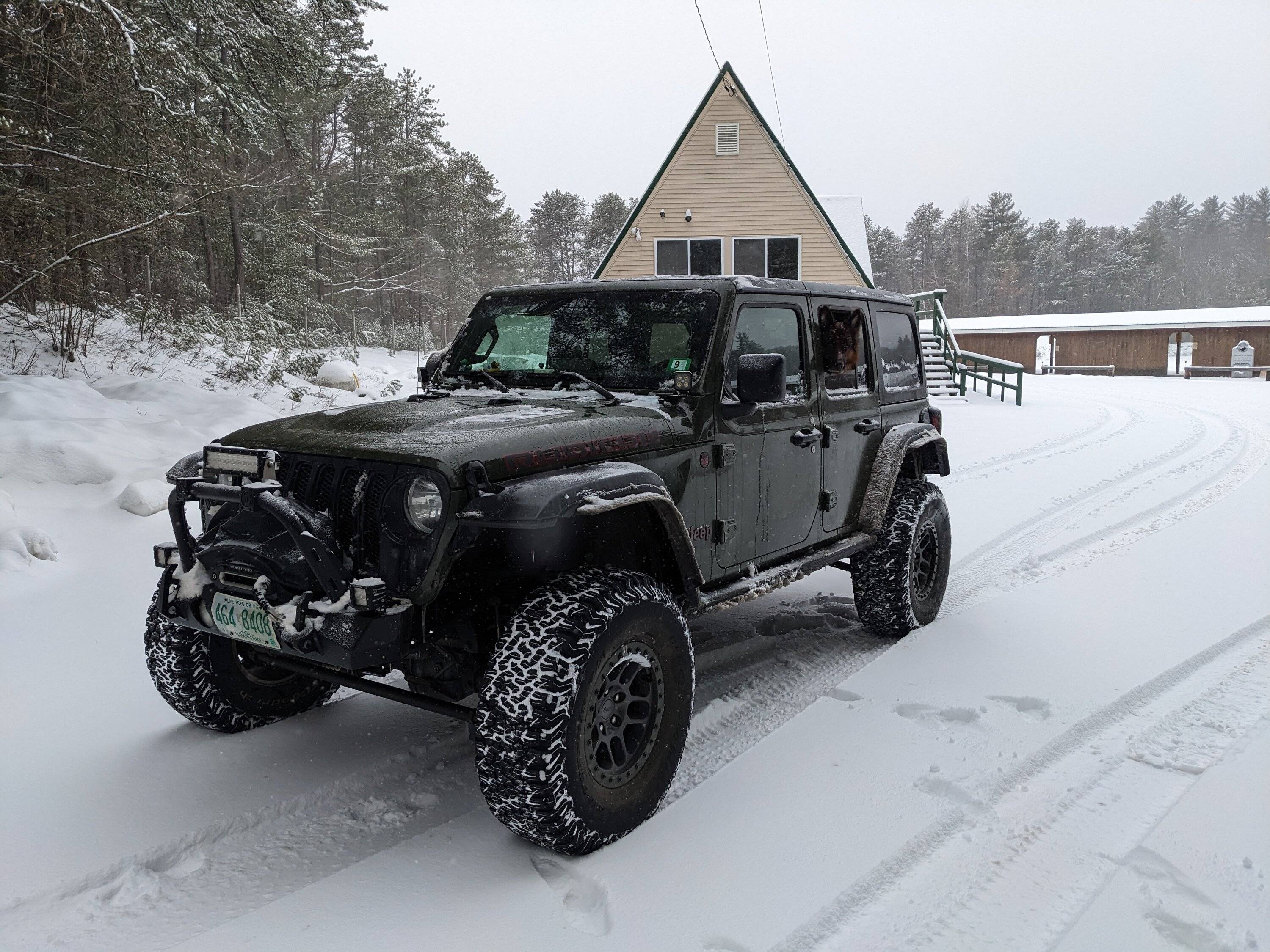 Jeep Wrangler JL Stubby Bumper. Let's see them. PXL_20230223_154055346