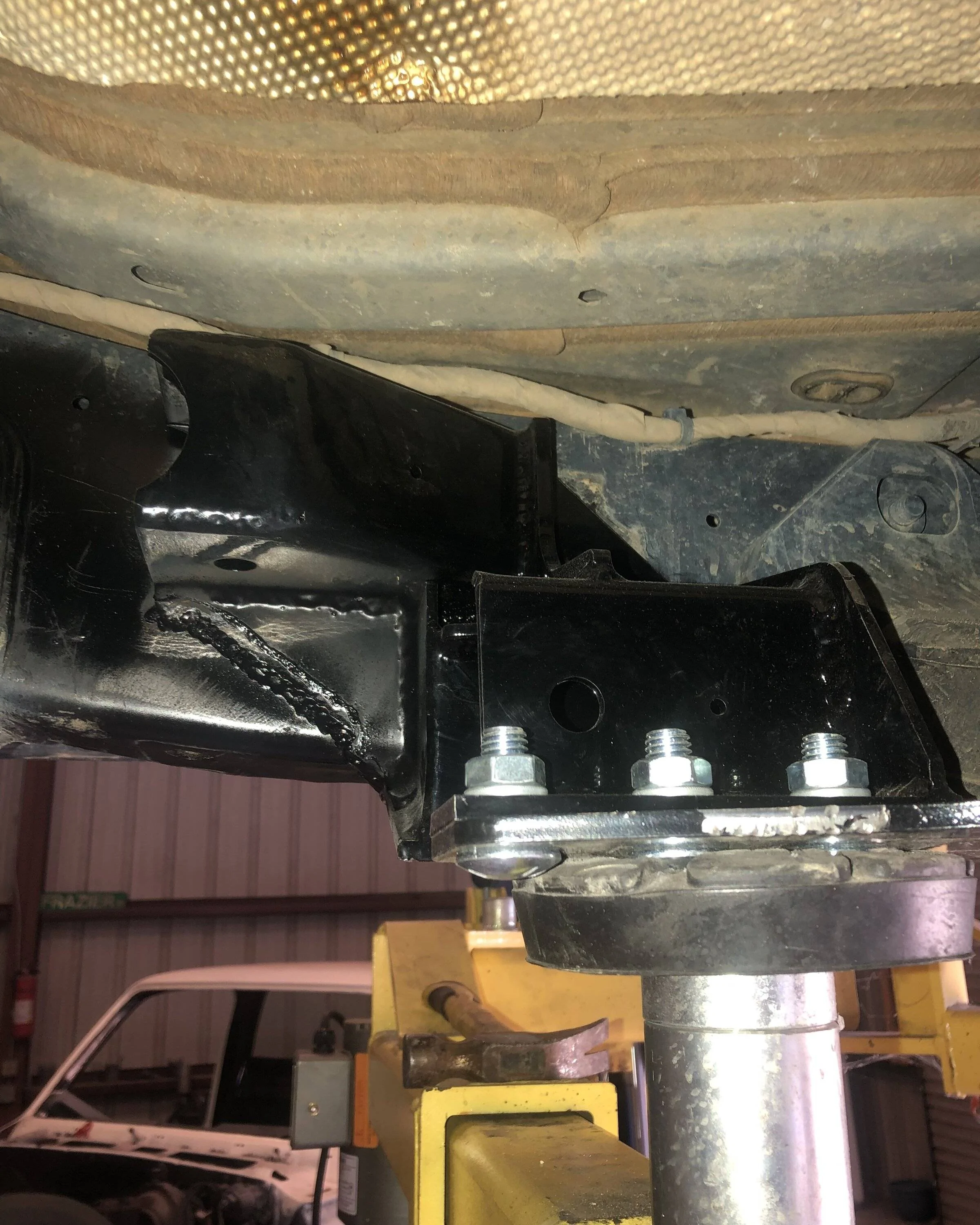 Jeep Wrangler JL Long arm rear lower arm mounts F7CA2385-8BAC-40AA-8593-C6C524CFC707