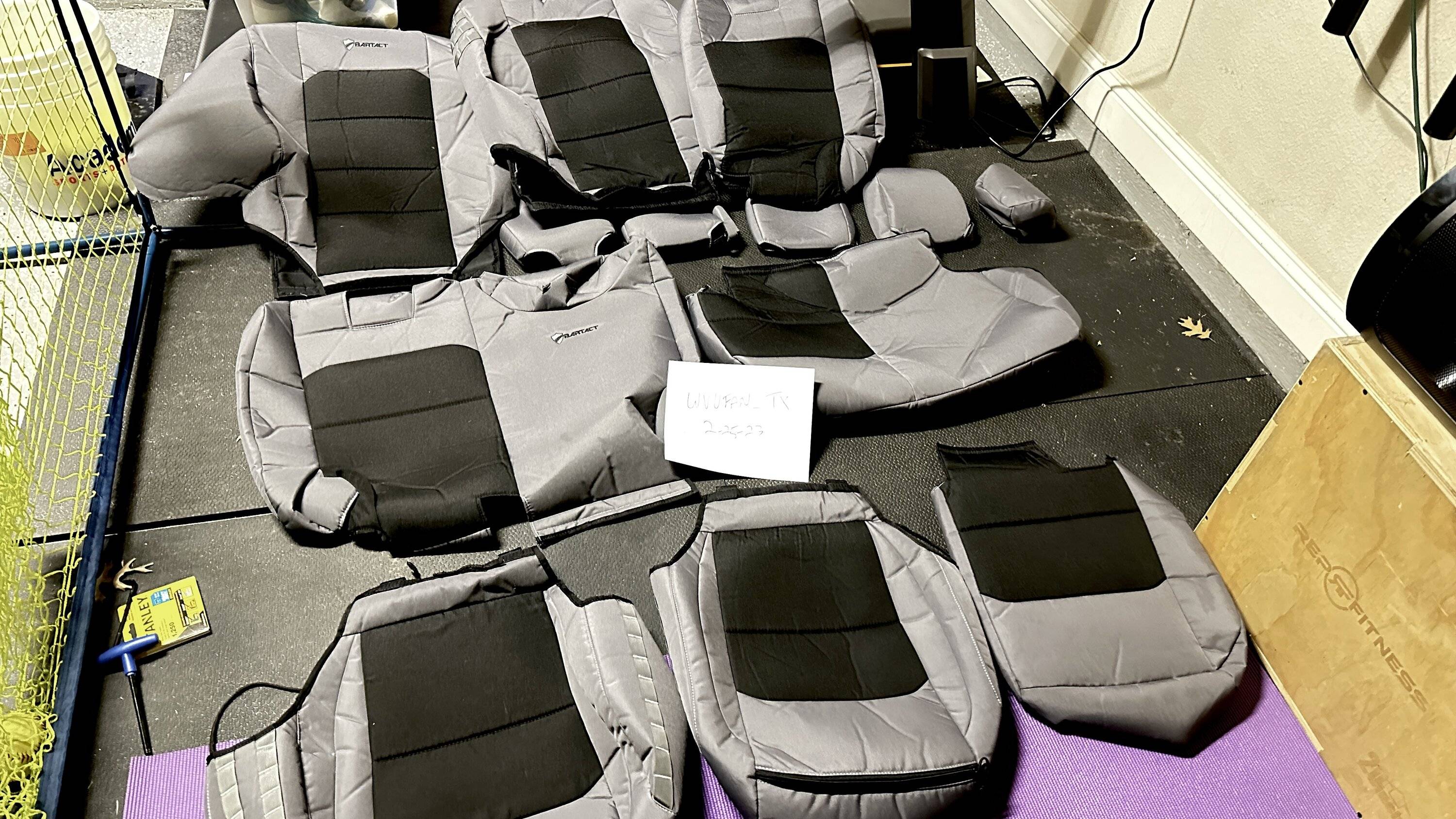 Jeep Wrangler JL Bartact Seat Covers 485AD5DB-028D-403C-9BB4-9B8031DC6D15