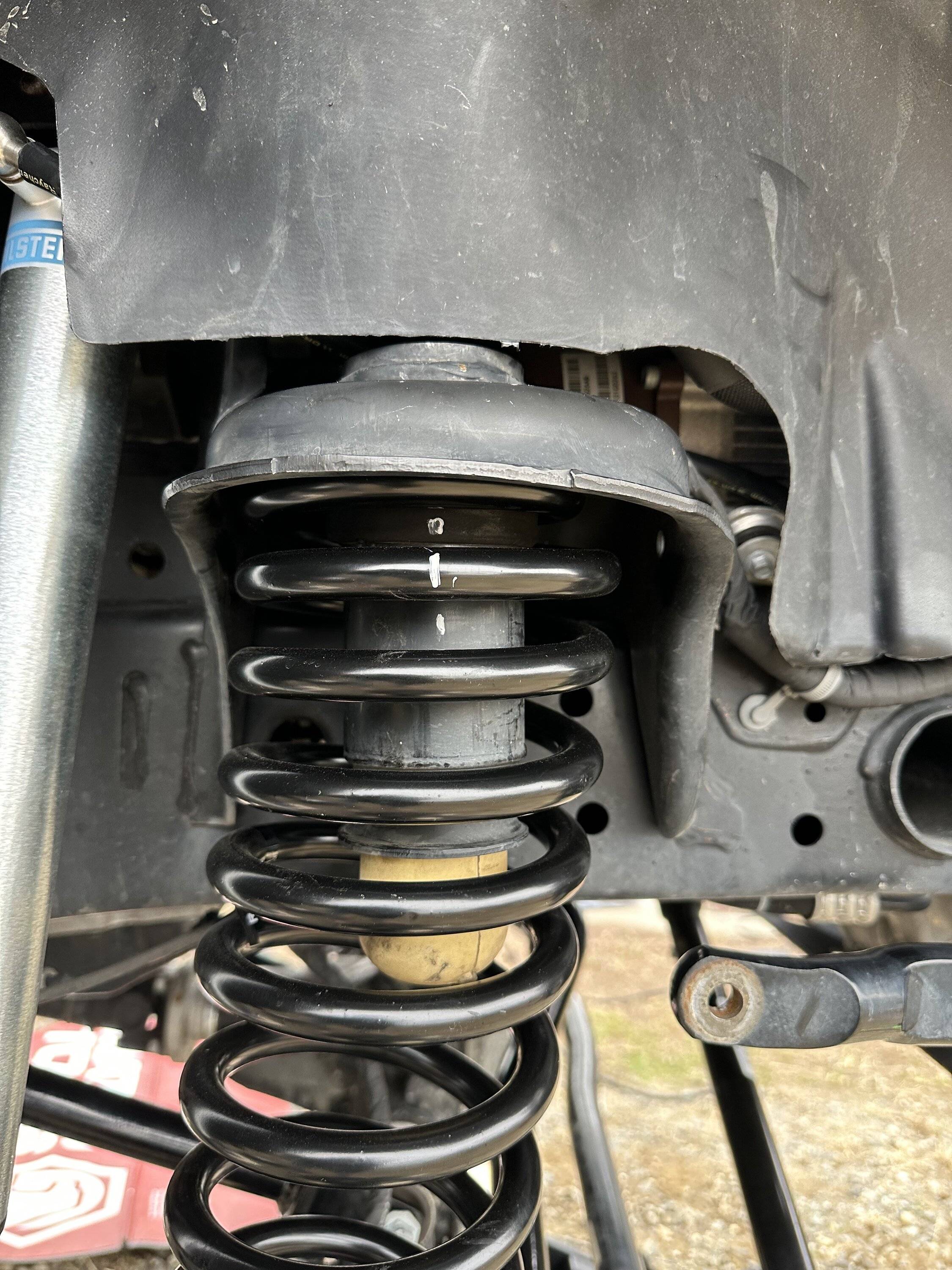 Jeep Wrangler JL Rock Krawler Upper Spring Isolator Modification (4xe/392/Diesel) IMG_2778