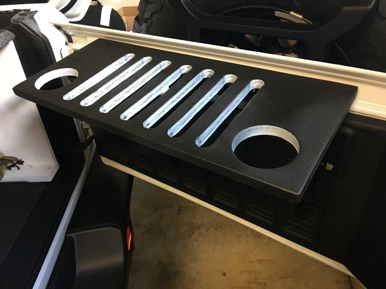 Jeep Wrangler JL DIY Ammo Can Taillgate Storage. BC76434A-7B43-46B9-A1CA-C89256FA8903