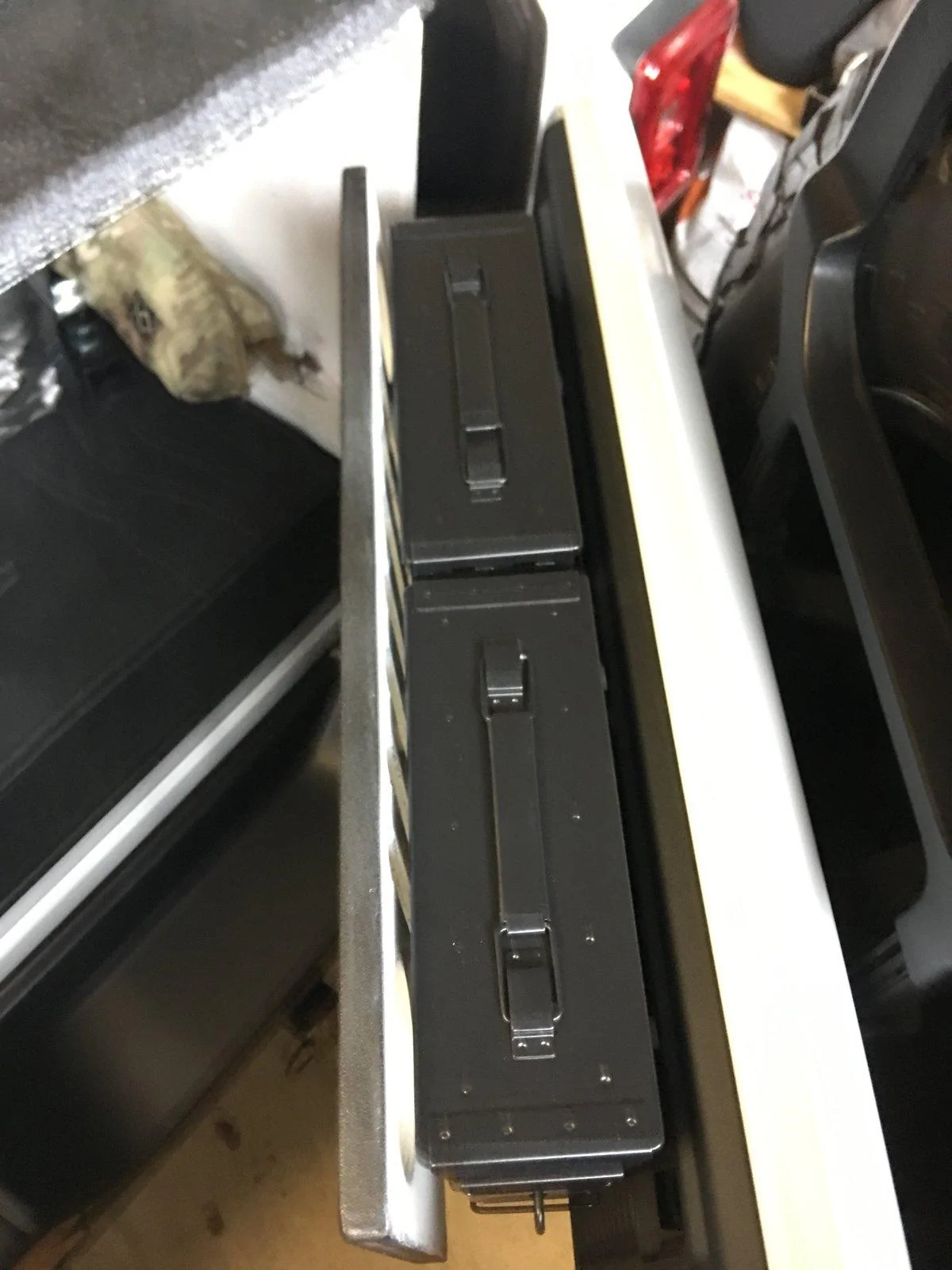 Jeep Wrangler JL DIY Ammo Can Taillgate Storage. B406E072-AE4F-4C92-90C0-E5368770735E