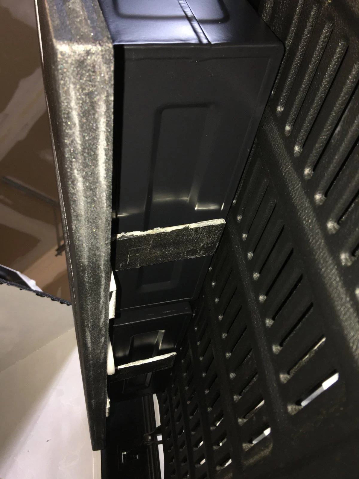 Jeep Wrangler JL DIY Ammo Can Taillgate Storage. B769DD58-4CCC-4D55-B833-BBD4931C173C