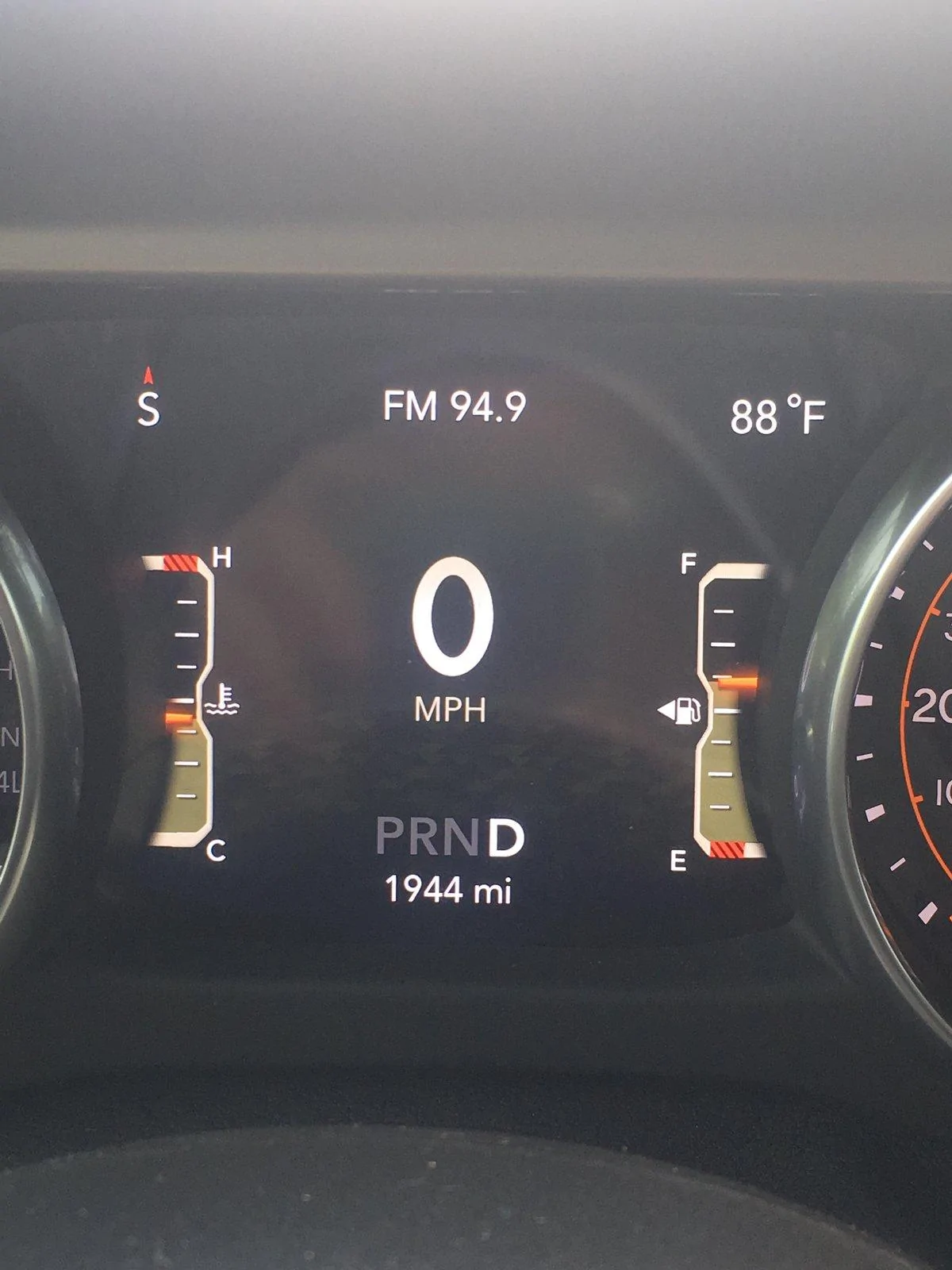 Jeep Wrangler JL Dash settings keep changing 7214EB1B-22FC-416D-BB0C-E9A9D24C66A7