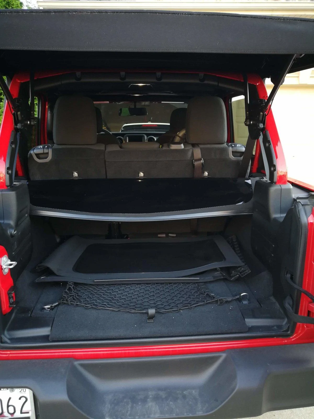 Jeep Wrangler JL Soft top Owners—where do you keep your windows? IMG_20180707_194306