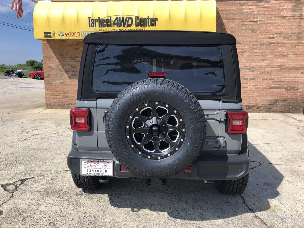 Jeep Wrangler JL Sting Gray Owners w/ aftermarket wheels please post pics Fuel Boost 2