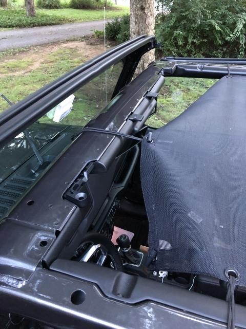 Jeep Wrangler JL Problem with Alien Sun Shade f2r6sl