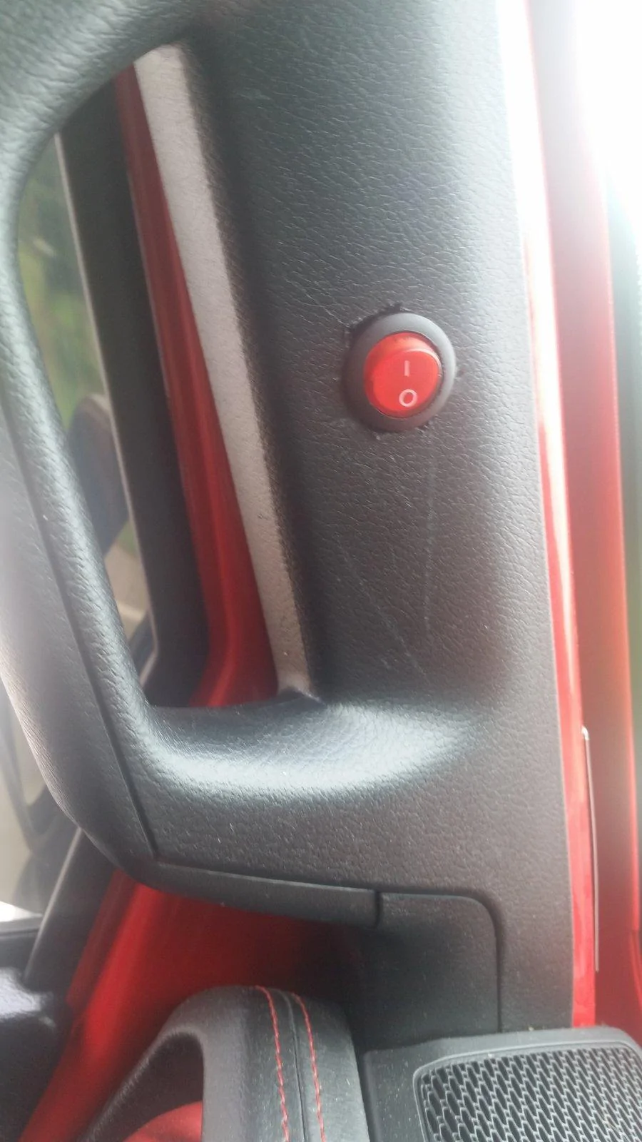 Jeep Wrangler JL A-Pillar flush mount USB 20180801_172313