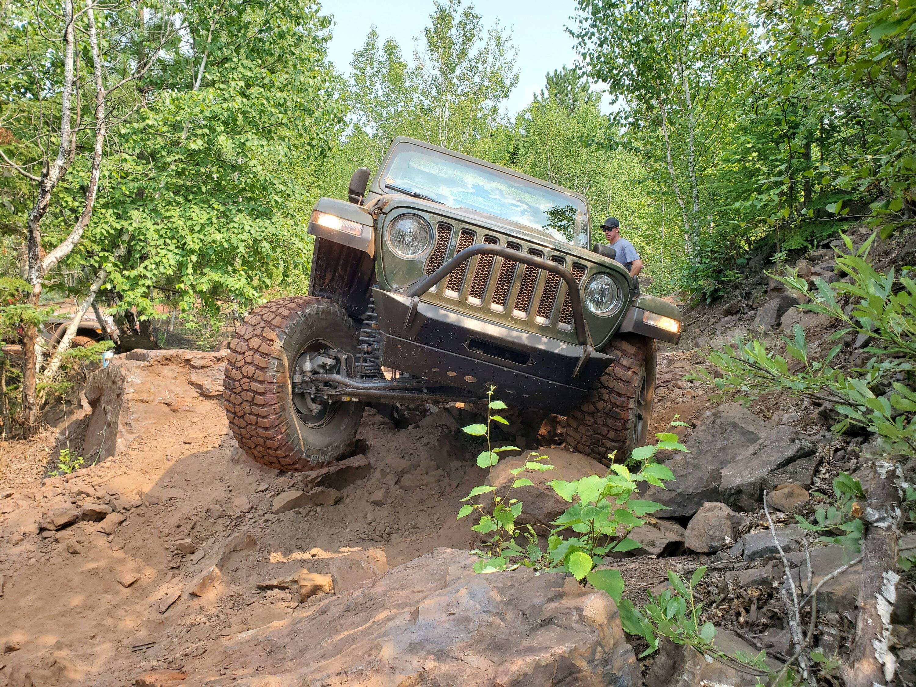 Jeep Wrangler JL Rear bumpers, stubby or full length? 20210717_150712